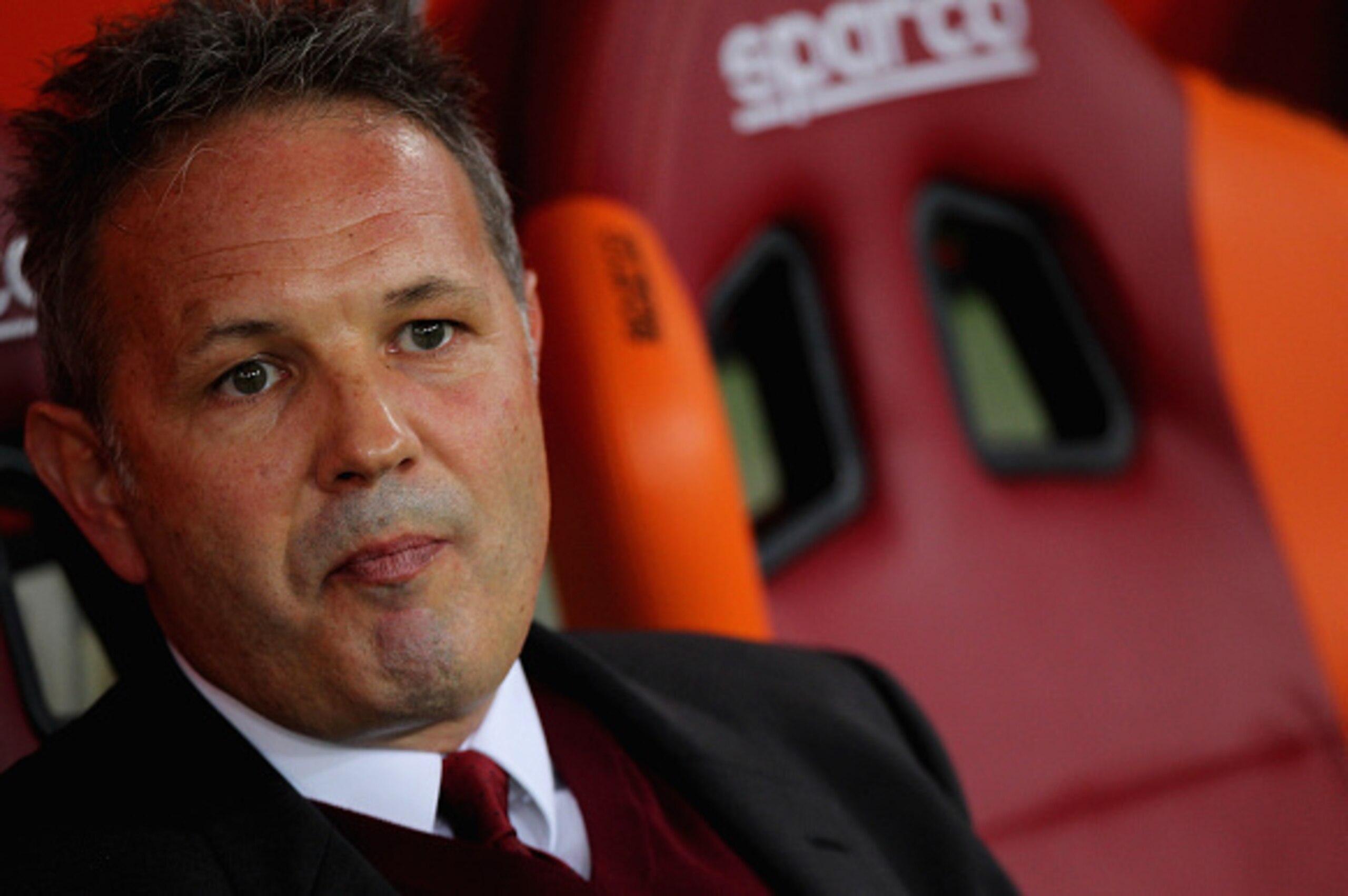ROME, ITALY - JANUARY 09:  AC Milan head coach Sinisa Mihajlovic looks on during the Serie A match between AS Roma and AC Milan at Stadio Olimpico on January 9, 2016 in Rome, Italy.  (Photo by Paolo Bruno/Getty Images)