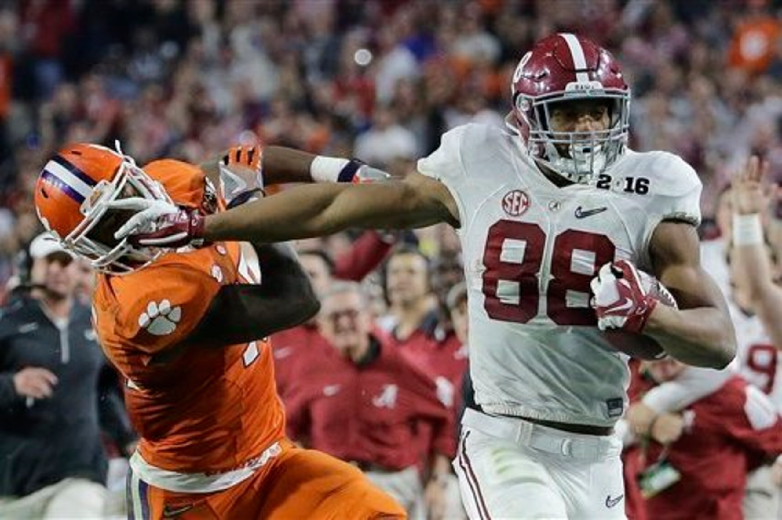 Alabama TE O.J. Howard