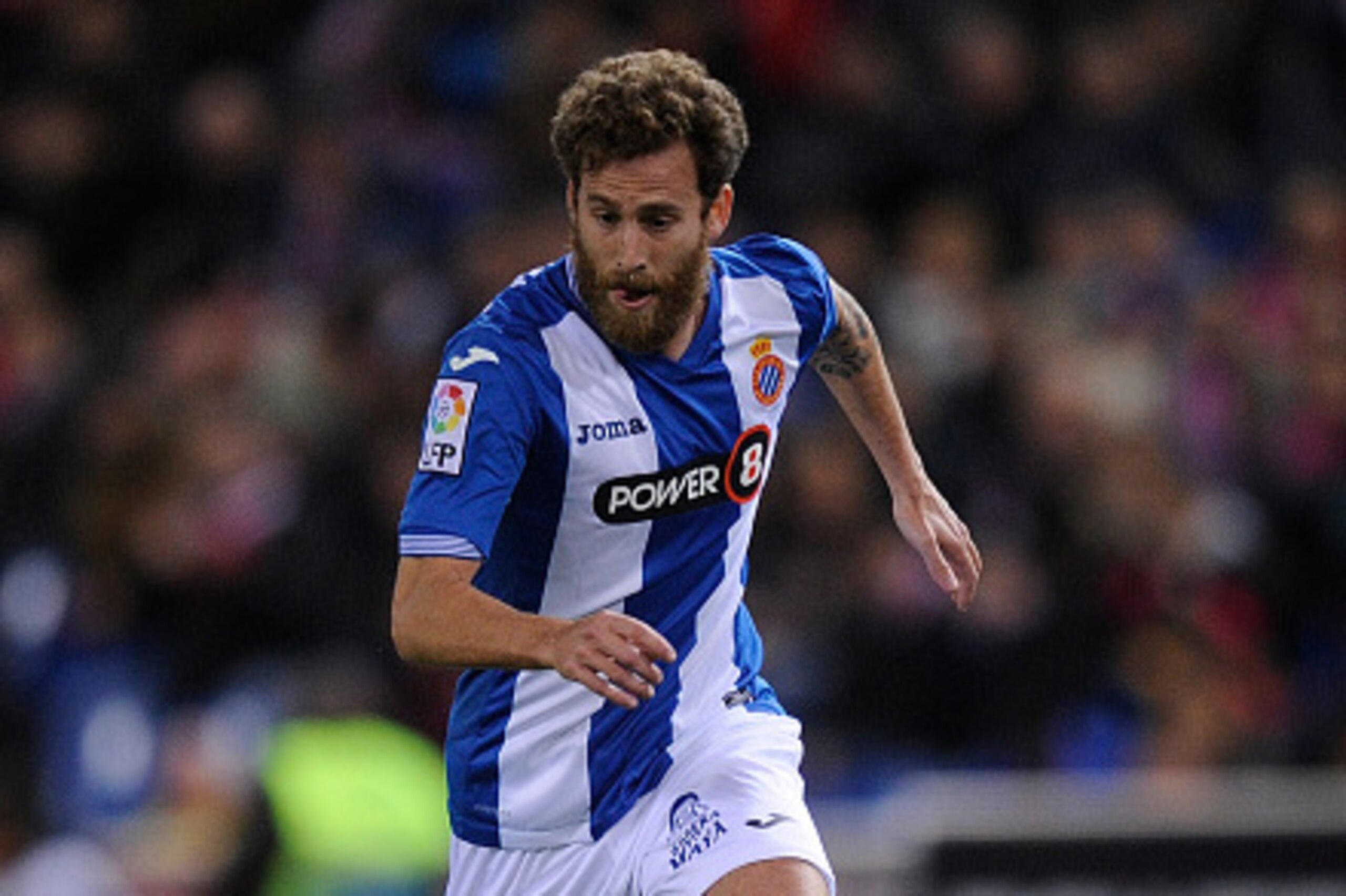 MADRID, SPAIN - NOVEMBER 28:  Jose Alberto Canas of Real CD Espanyol in action during the La Liga match between Club Atletico de Madrid and Real CD Espanyol at Vicente Calderon Stadium on November 28, 2015 in Madrid, Spain.  (Photo by Denis Doyle/Getty Im