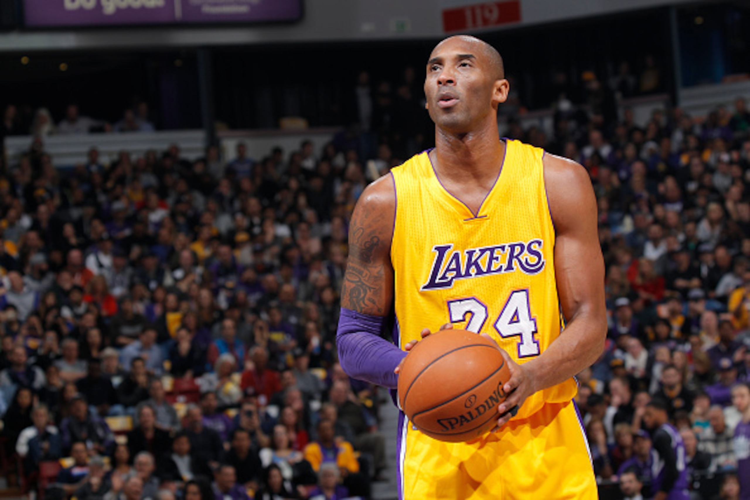 SACRAMENTO, CA - JANUARY 7: Kobe Bryant #24 of the Los Angeles Lakers attempts a free throw shot against the Sacramento Kings on January 7, 2016 at Sleep Train Arena in Sacramento, California. NOTE TO USER: User expressly acknowledges and agrees that, by SACRAMENTO, CA - JANUARY 7: Kobe Bryant #24 of the Los Angeles Lakers attempts a free throw shot against the Sacramento Kings on January 7, 2016 at Sleep Train Arena in Sacramento, California. NOTE TO USER: User expressly acknowledges and agrees that, by