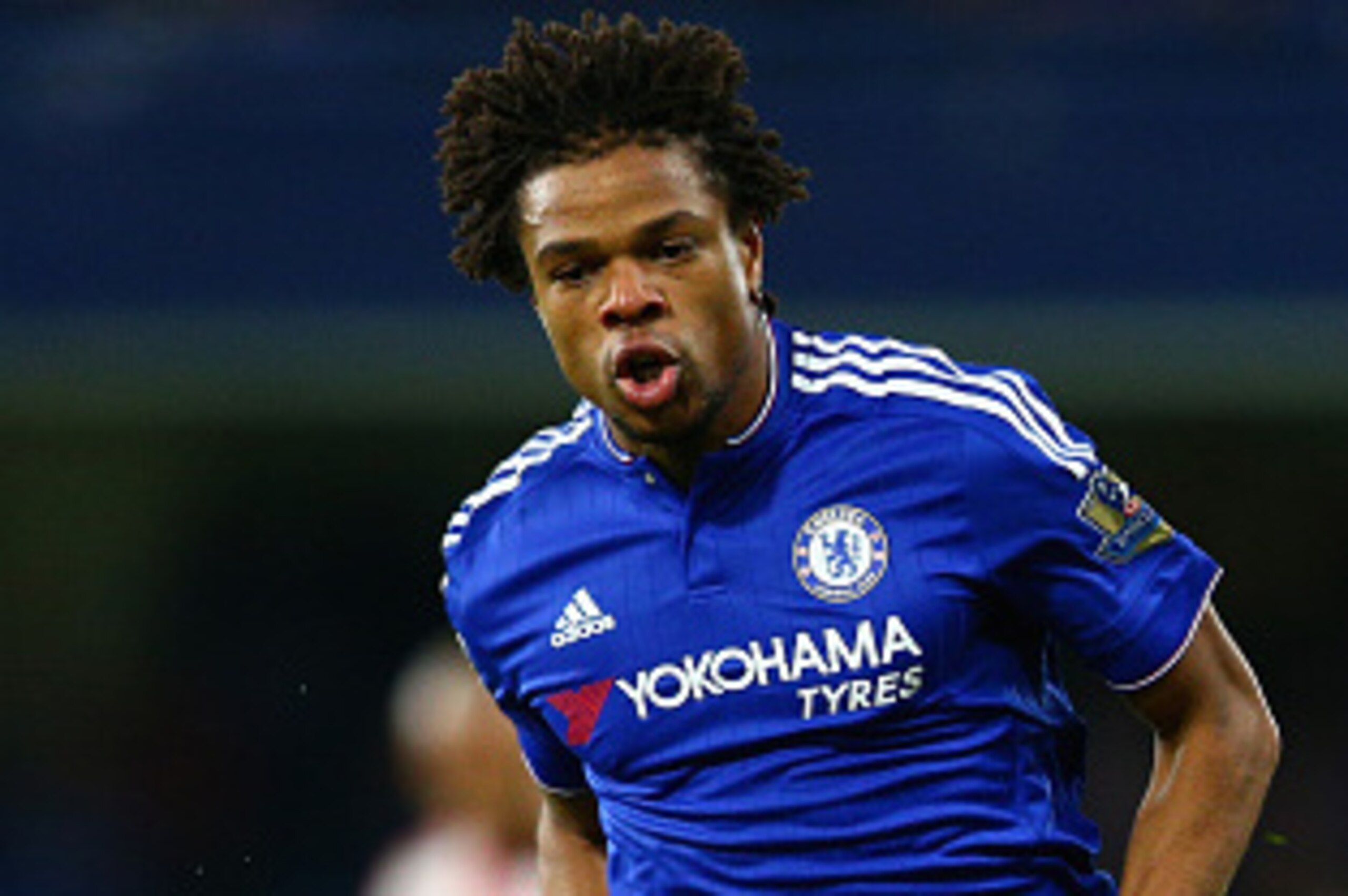LONDON, ENGLAND - DECEMBER 19:  Loic Remy of Chelsea in action during the Barclays Premier League match between Chelsea and Sunderland at Stamford Bridge on December 19, 2015 in London, England.  (Photo by Clive Mason/Getty Images)