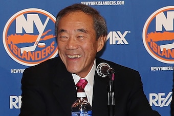 UNIONDALE, NY - OCTOBER 22:  Current owner of the New York Islanders Charles Wang speaks with the media during a press conference at Nassau Coliseum on October 22, 2014 in Uniondale, New York.  (Photo by Bruce Bennett/Getty Images)