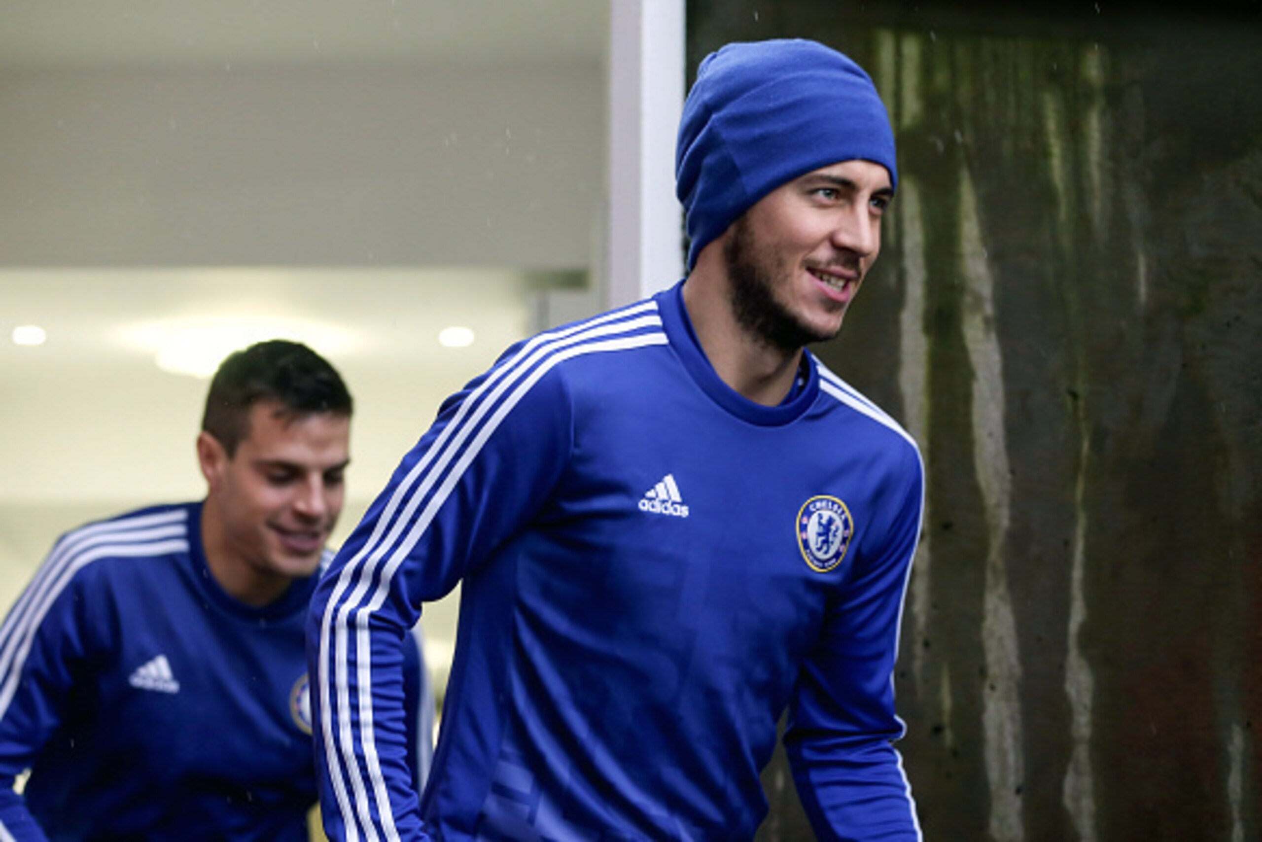 LONDON, ENGLAND - JANUARY 03:  Eden Hazard of Chelsea comes out to warm up before the Barclays Premier League match between Crystal Palace and Chelsea at Selhurst Park on January 3, 2016 in London, England.  (Photo by Catherine Ivill - AMA/Getty Images)