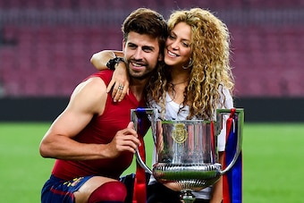BARCELONA, SPAIN - MAY 30: Gerard Pique of FC Barcelona and Shakira pose with the trophy after FC Barcelona won the Copa del Rey Final match against Athletic Club at Camp Nou on May 30, 2015 in Barcelona, Spain.  (Photo by David Ramos/Getty Images)