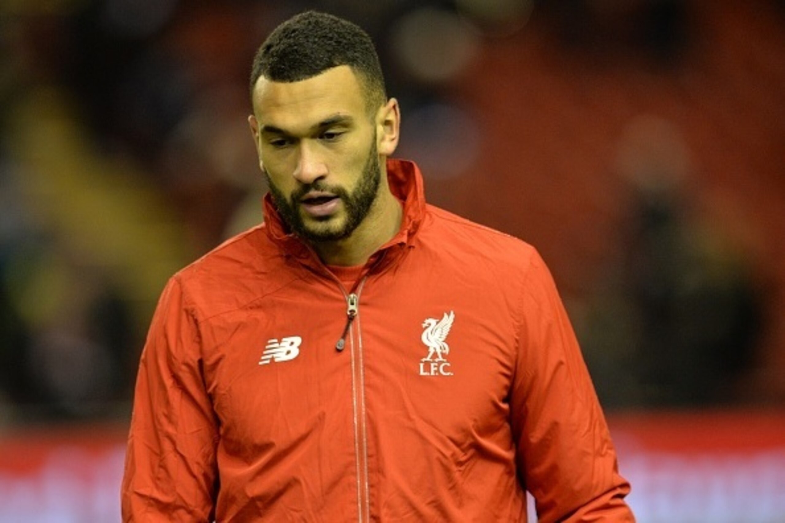 Liverpool's English defender Steven Caulker warms up before the English Premier League football match between Liverpool and Arsenal at Anfield stadium in Liverpool, north-west England on January 13, 2016.
AFP PHOTO / PAUL ELLIS
RESTRICTED TO EDITORIAL USE