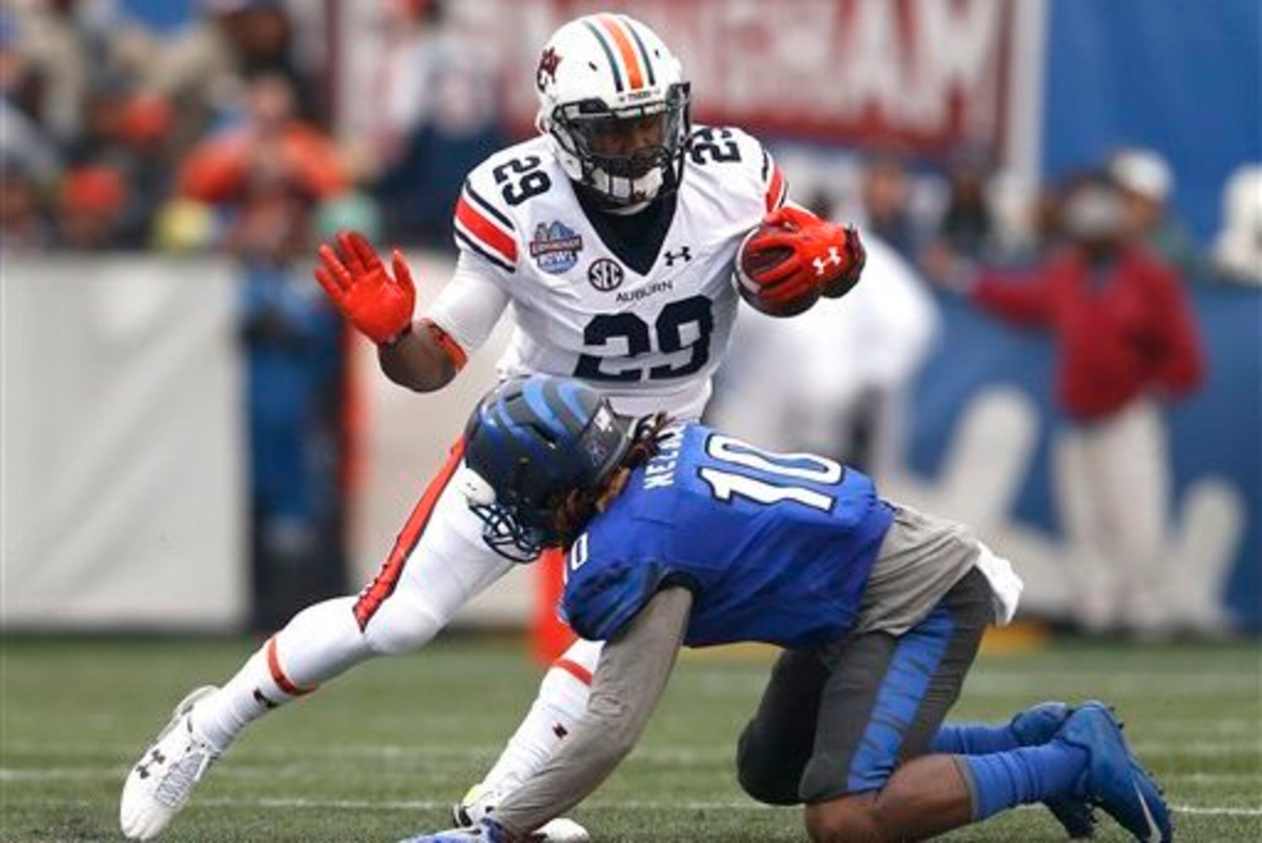 Auburn RB Jovon Robinson