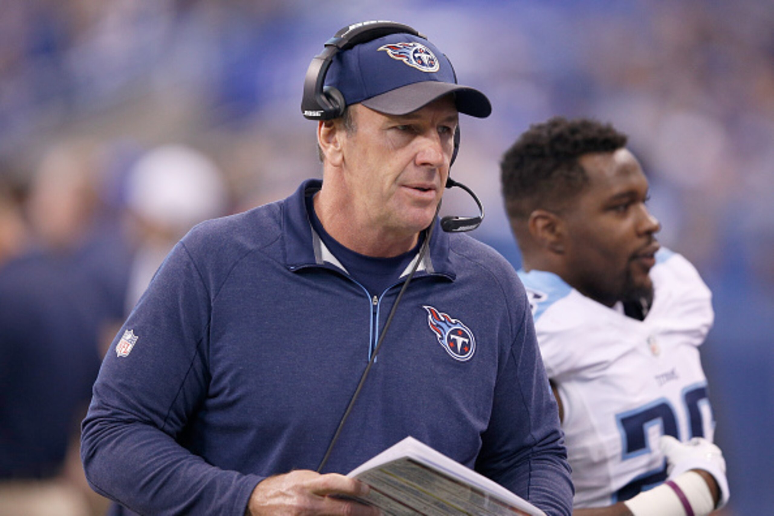 INDIANAPOLIS, IN - JANUARY 03:  Head coach Mike Mularkey of the Tennessee Titans watches the action during the game against the Indianapolis Colts at Lucas Oil Stadium on January 3, 2016 in Indianapolis, Indiana.  (Photo by Joe Robbins/Getty Images)