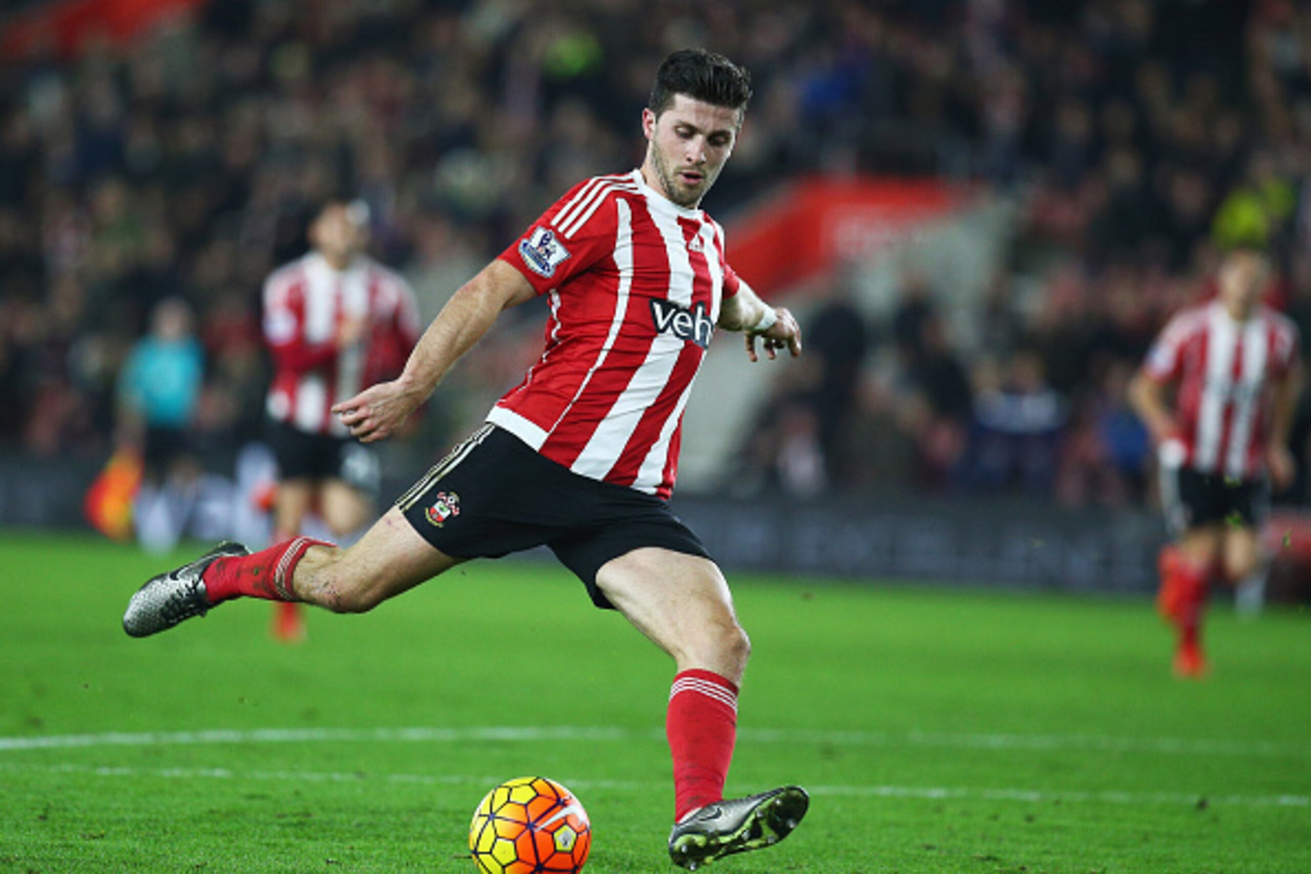 SOUTHAMPTON, ENGLAND - DECEMBER 26: Shane Long of Southampton scores their fourth goal during the Barclays Premier League match between Southampton and Arsenal at St Mary's Stadium on December 26, 2015 in Southampton, England. (Photo by Charlie Crowhurs SOUTHAMPTON, ENGLAND - DECEMBER 26: Shane Long of Southampton scores their fourth goal during the Barclays Premier League match between Southampton and Arsenal at St Mary's Stadium on December 26, 2015 in Southampton, England. (Photo by Charlie Crowhurs