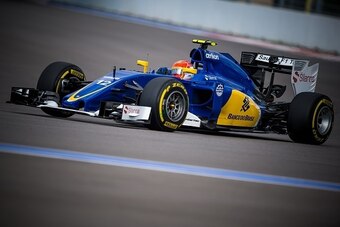 Sauber F1 Team's Brazilian driver Felipe Nasr drives his car during the third practice session of the Russian Formula One Grand Prix at the Sochi Autodrom circuit on October 10, 2015. AFP PHOTO / ANDREJ ISAKOVIC        (Photo credit should read ANDREJ ISA