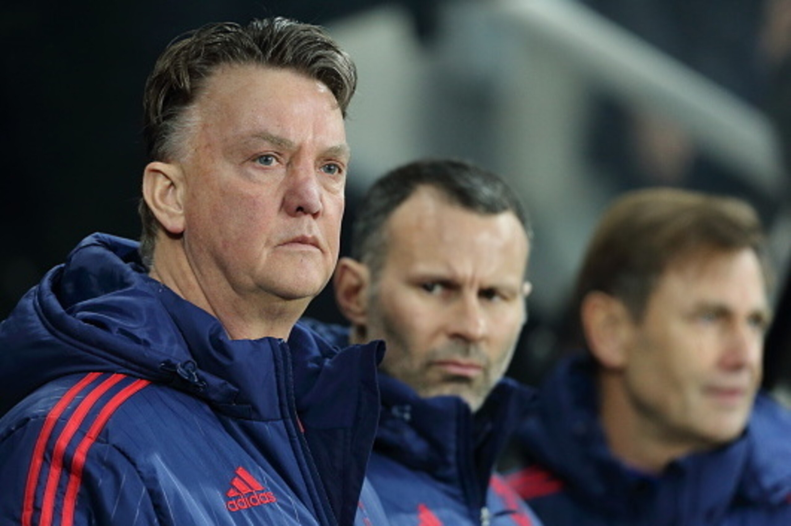 NEWCASTLE UPON TYNE, ENGLAND - JANUARY 12:  Louis van Gaal the head coach / manager of Manchester United during the Barclays Premier League match between Newcastle United and Manchester United at at St James' Park on December 19, 2015 in Newcastle Upon Ty