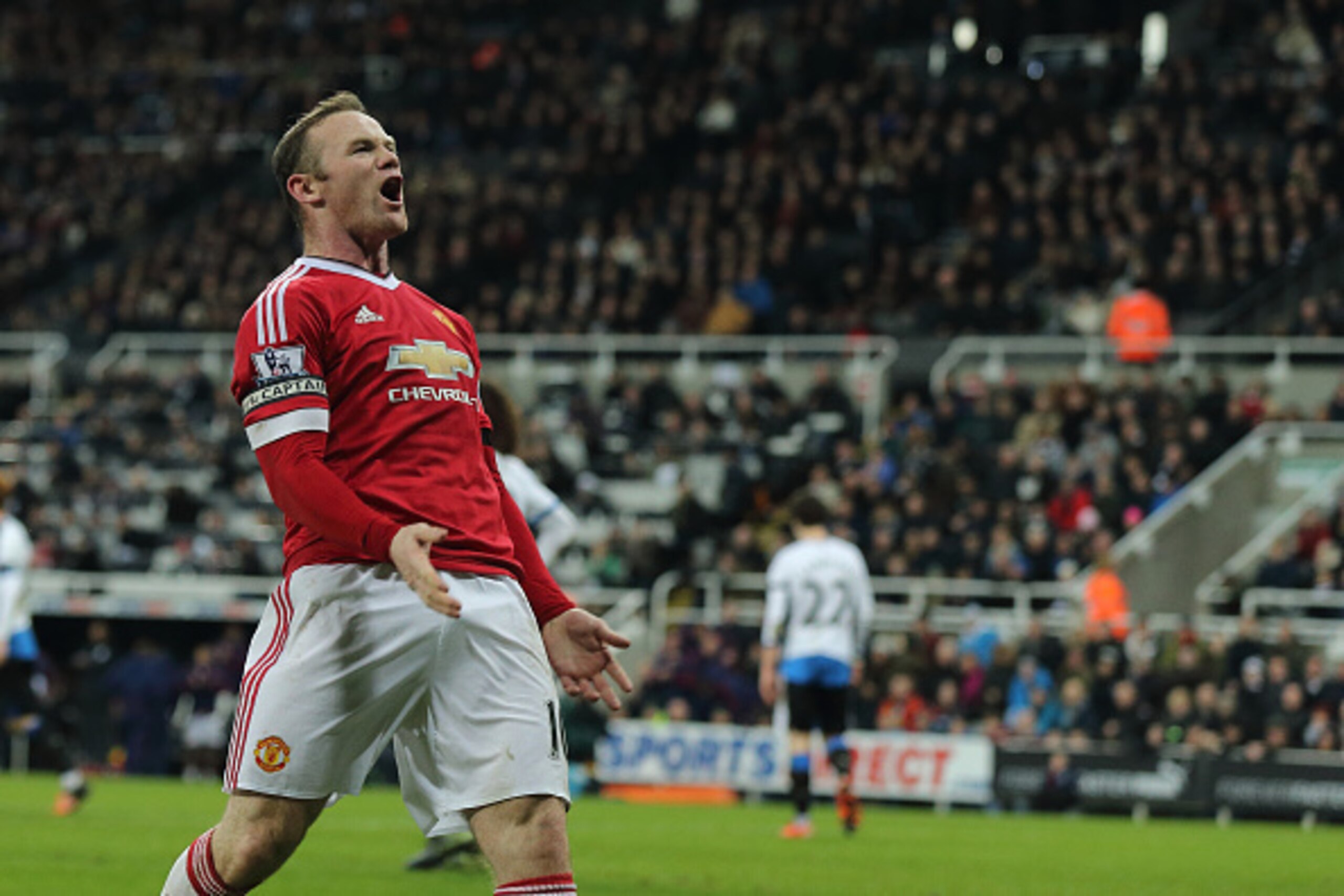 NEWCASTLE UPON TYNE, ENGLAND - JANUARY 12:  Wayne Rooney of Manchester United celebrates after scoring a goal to make it 2-3 during the Barclays Premier League match between Newcastle United and Manchester United at at St James' Park on December 19, 2015 