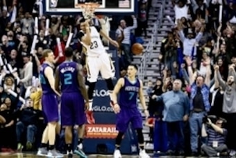 Jan 15, 2016; New Orleans, LA, USA; New Orleans Pelicans forward Anthony Davis (23) dunks against the Charlotte Hornets during the fourth quarter during a game at the Smoothie King Center. The Pelicans defeated the Hornets 109-107 Mandatory Credit: Derick