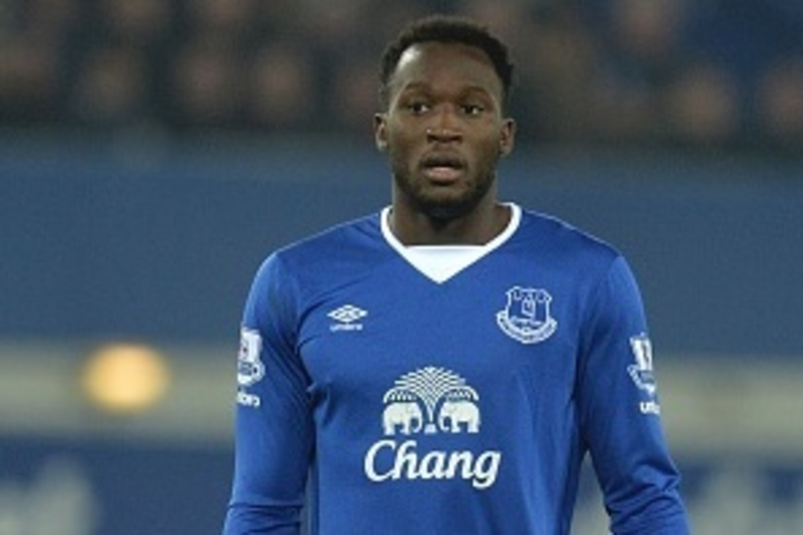 Everton's Belgian striker Romelu Lukaku is seen during the English League Cup semi-final first leg football match between Everton and Manchester City at Goodison Park in Liverpool, north west England on January 6, 2016. AFP PHOTO / PAUL ELLIS

RESTRICTED 