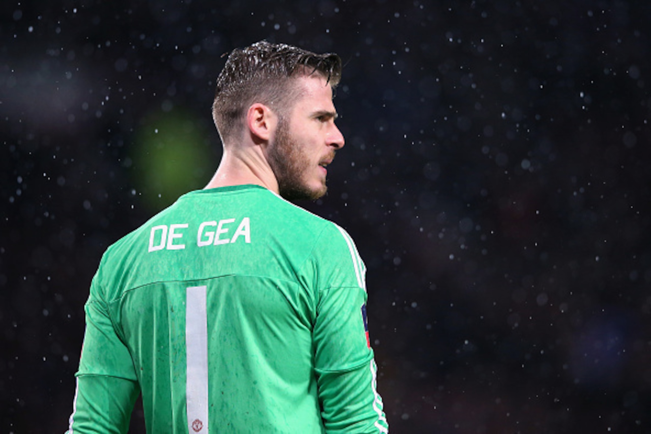 MANCHESTER, ENGLAND - JANUARY 09:  David De Gea of Manchester United during the Emirates FA Cup Third Round match between Manchester United and Sheffield United at Old Trafford on January 9, 2016 in Manchester, England.  (Photo by Alex Livesey/Getty Image