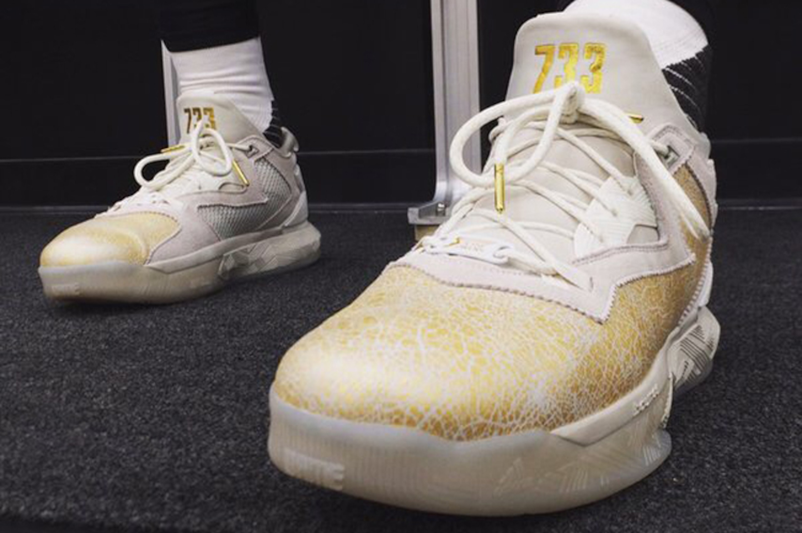 Damian Lillard: Adidas D Lillard 2 “Jesse Owens”