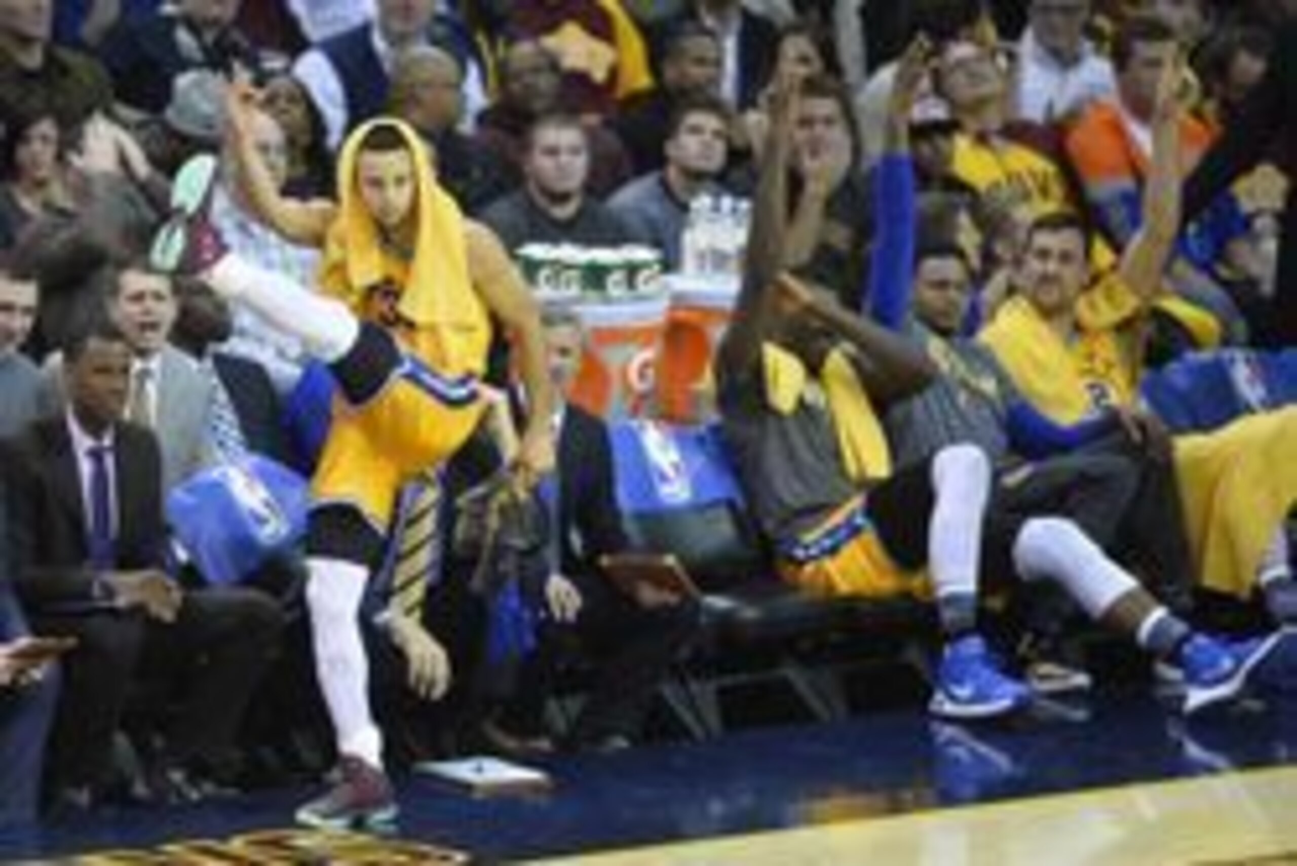 Jan 18, 2016; Cleveland, OH, USA; Golden State Warriors guard Stephen Curry (30) celebrates a three-point basket in the second quarter against the Cleveland Cavaliers at Quicken Loans Arena. Mandatory Credit: David Richard-USA TODAY Sports Jan 18, 2016; Cleveland, OH, USA; Golden State Warriors guard Stephen Curry (30) celebrates a three-point basket in the second quarter against the Cleveland Cavaliers at Quicken Loans Arena. Mandatory Credit: David Richard-USA TODAY Sports