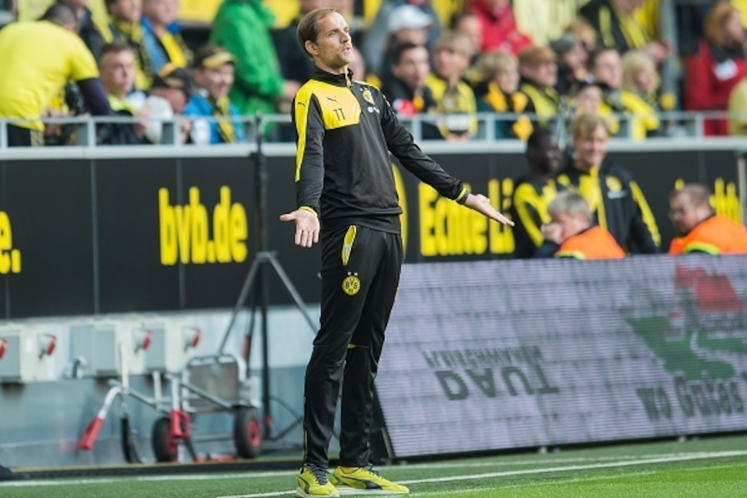 Coach Thomas Tuchel of Borussia Dortmund during the Bundesliga match between Borussia Dortmund and Bayer 04 Leverkusen on September 20, 2015 at the Signal Iduna Park in Dortmund, Germany.(Photo by VI Images via Getty Images)