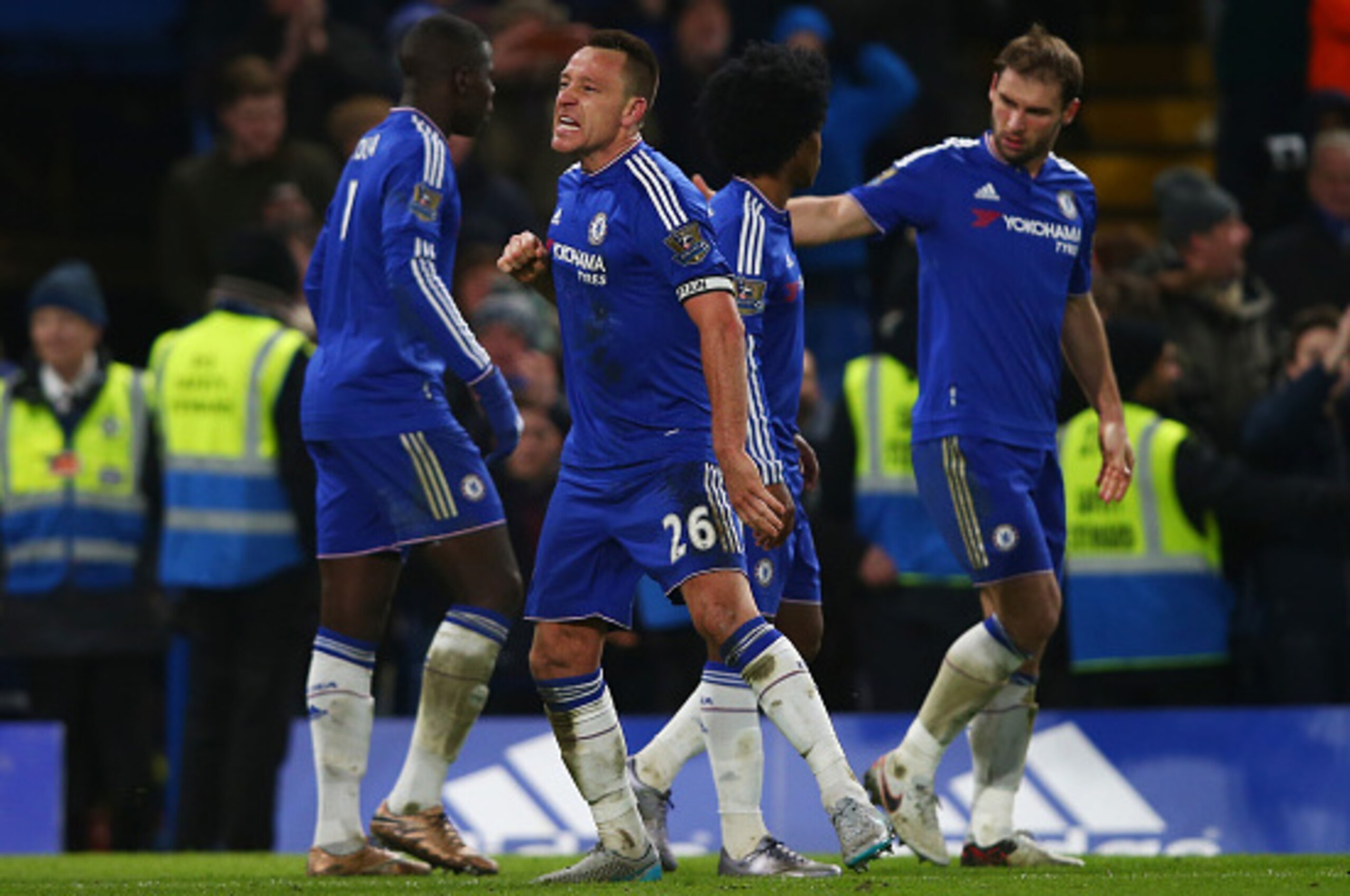 LONDON, ENGLAND - JANUARY 16:  John Terry of Chelsea celebrates scoring his team's third goal during the Barclays Premier League match between Chelsea and Everton at Stamford Bridge on January 16, 2016 in London, England.  (Photo by Clive Rose/Getty Image