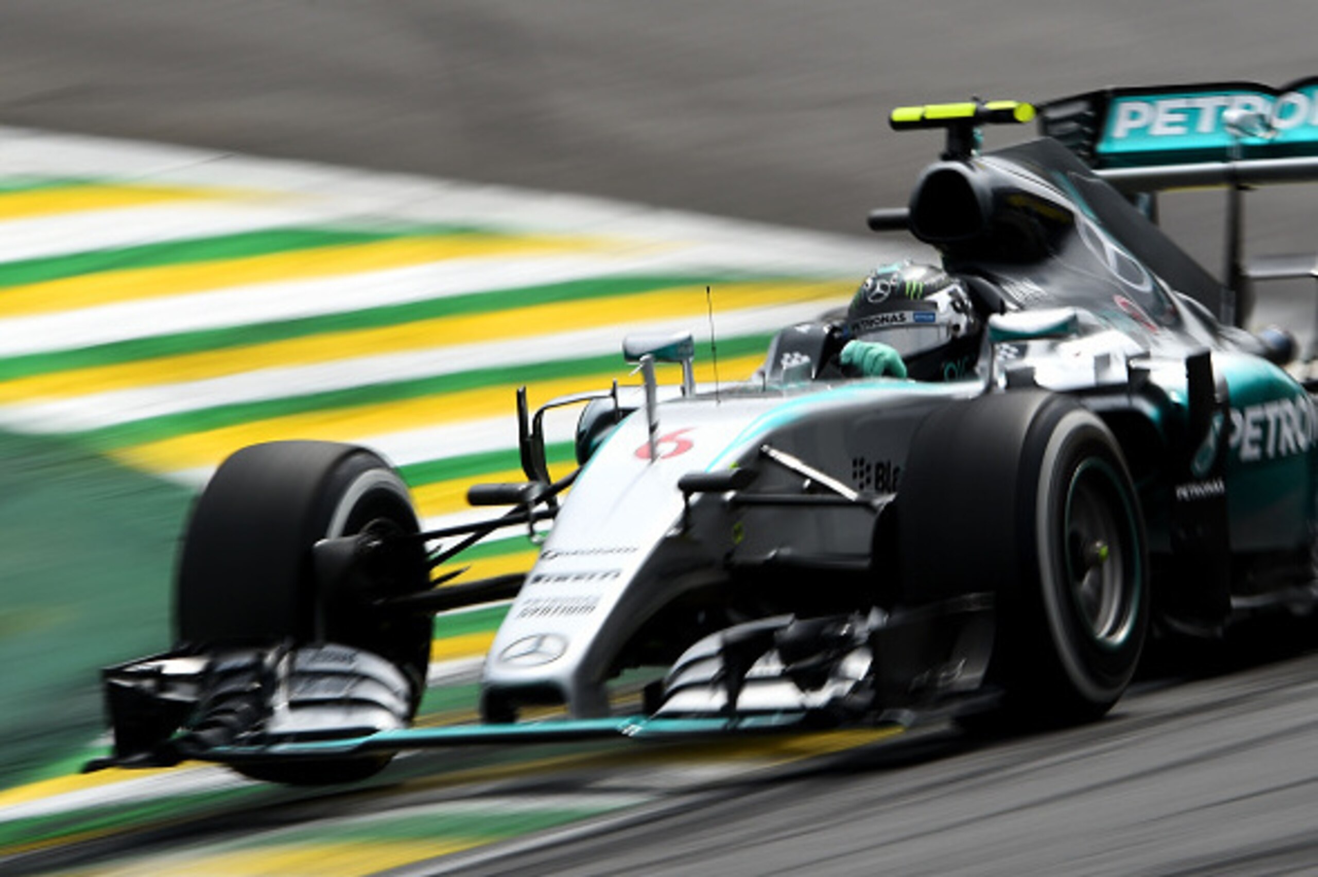 SAO PAULO, BRAZIL - NOVEMBER 15:  Nico Rosberg of Germany and Mercedes GP drives during the Formula One Grand Prix of Brazil at Autodromo Jose Carlos Pace on November 15, 2015 in Sao Paulo, Brazil.  (Photo by Lars Baron/Getty Images)