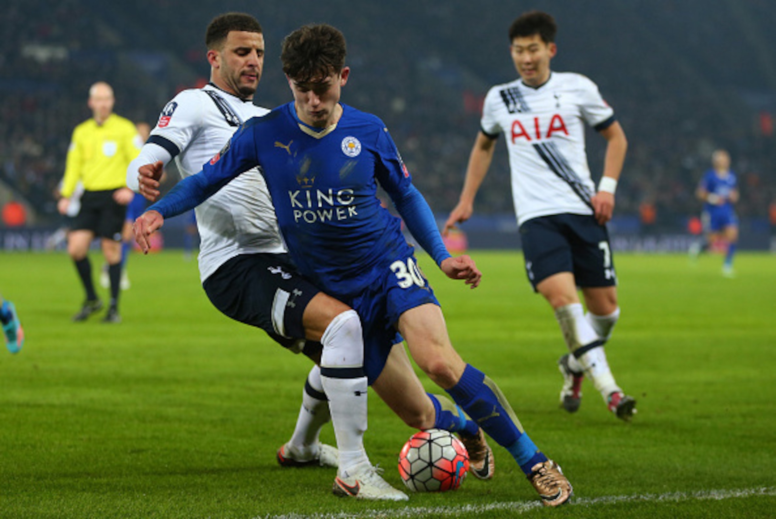 LEICESTER, ENGLAND - JANUARY 20 :  Kyle Walker of Tottenham Hotspur and Ben Chilwell of Leicester City during the Emirates FA Cup match between Leicester City and Tottenham Hotspur at King Power Stadium on January 20, 2016 in Leicester, England.  (Photo b