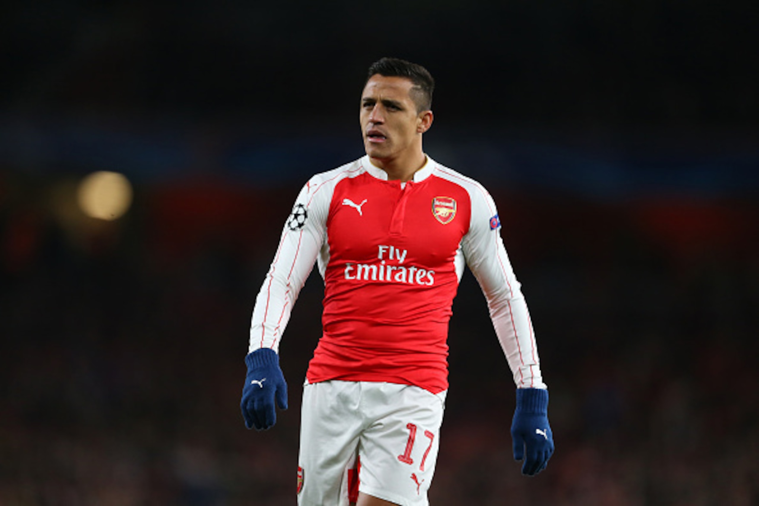 LONDON, ENGLAND - NOVEMBER 24:  Alexis Sanchez of Arsenal during the UEFA Champions League match between Arsenal and Dinamo Zagreb at the Emirates Stadium on November 24, 2015 in London, United Kingdom.  (Photo by Catherine Ivill - AMA/Getty Images)