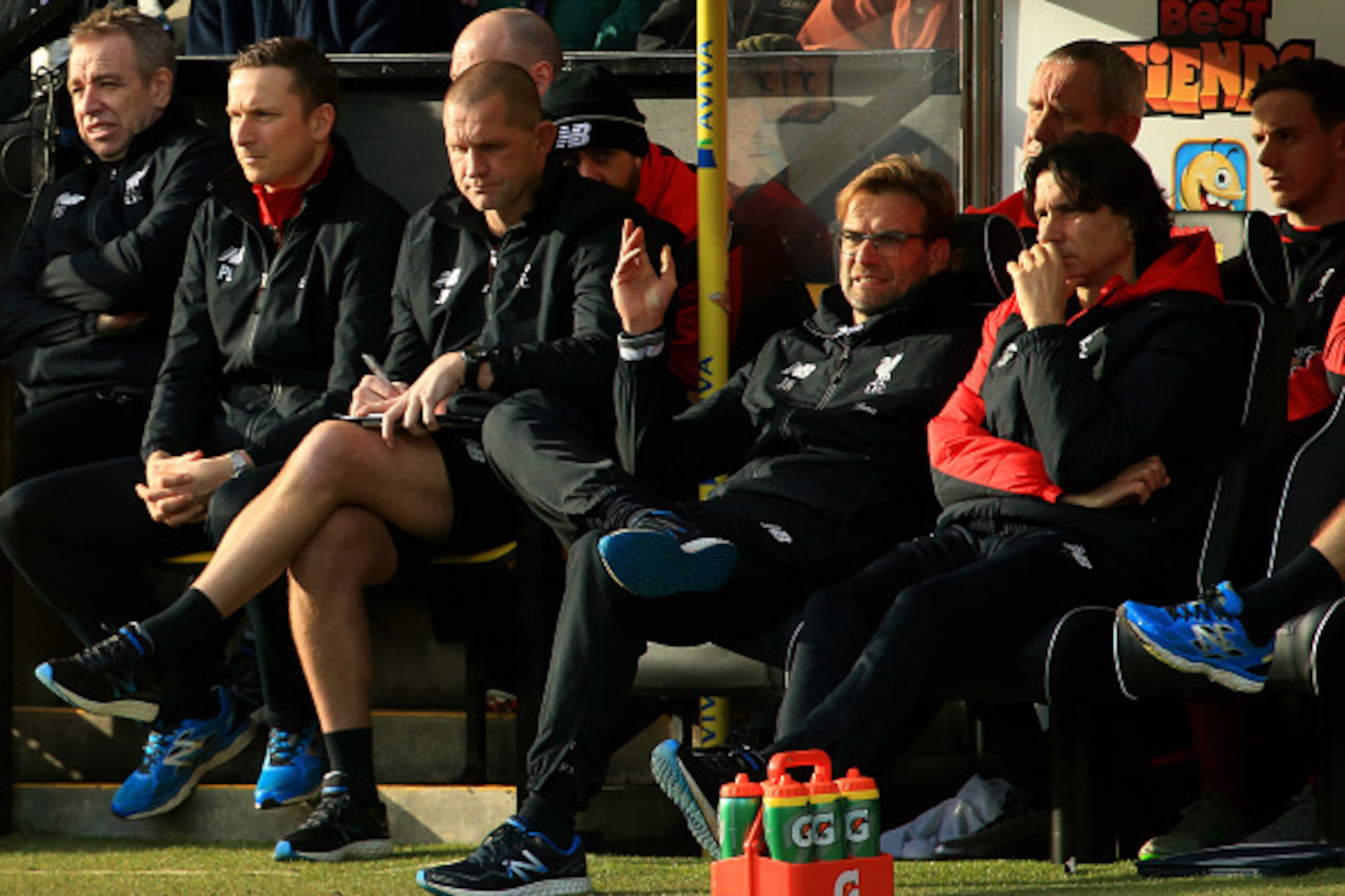 NORWICH, ENGLAND - JANUARY 23:  Jurgen Klopp, manager of Liverpool gestures on during the Barclays Premier League match between Norwich City and Liverpool at Carrow Road on January 23, 2016 in Norwich, England.  (Photo by Stephen Pond/Getty Images)
