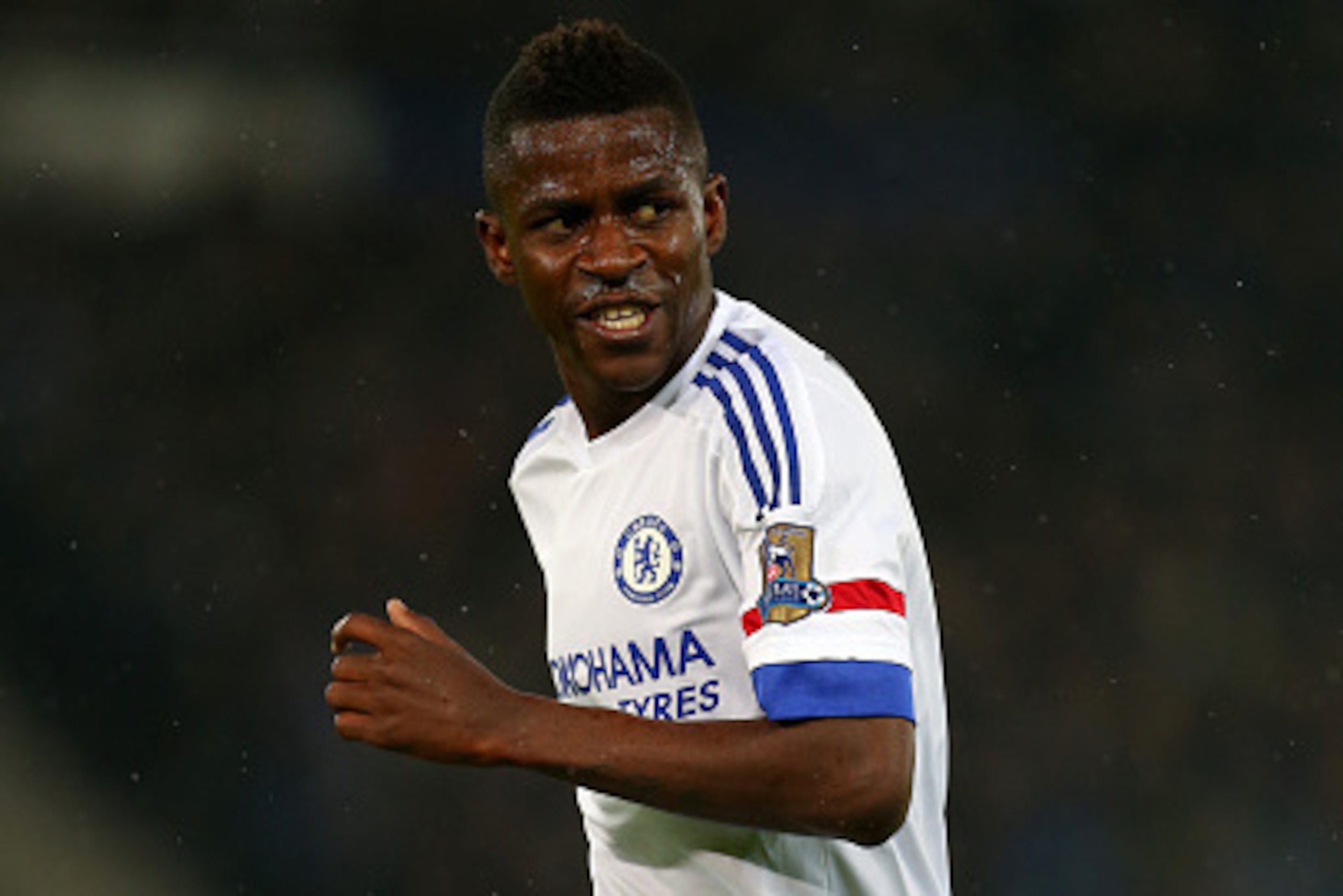 LEICESTER, ENGLAND - DECEMBER 14:  Ramires of Chelsea during the Barclays Premier League match between Leicester City and Chelsea at the King Power Stadium on December 14, 2015 in Leicester, England.  (Photo by Catherine Ivill - AMA/Getty Images)