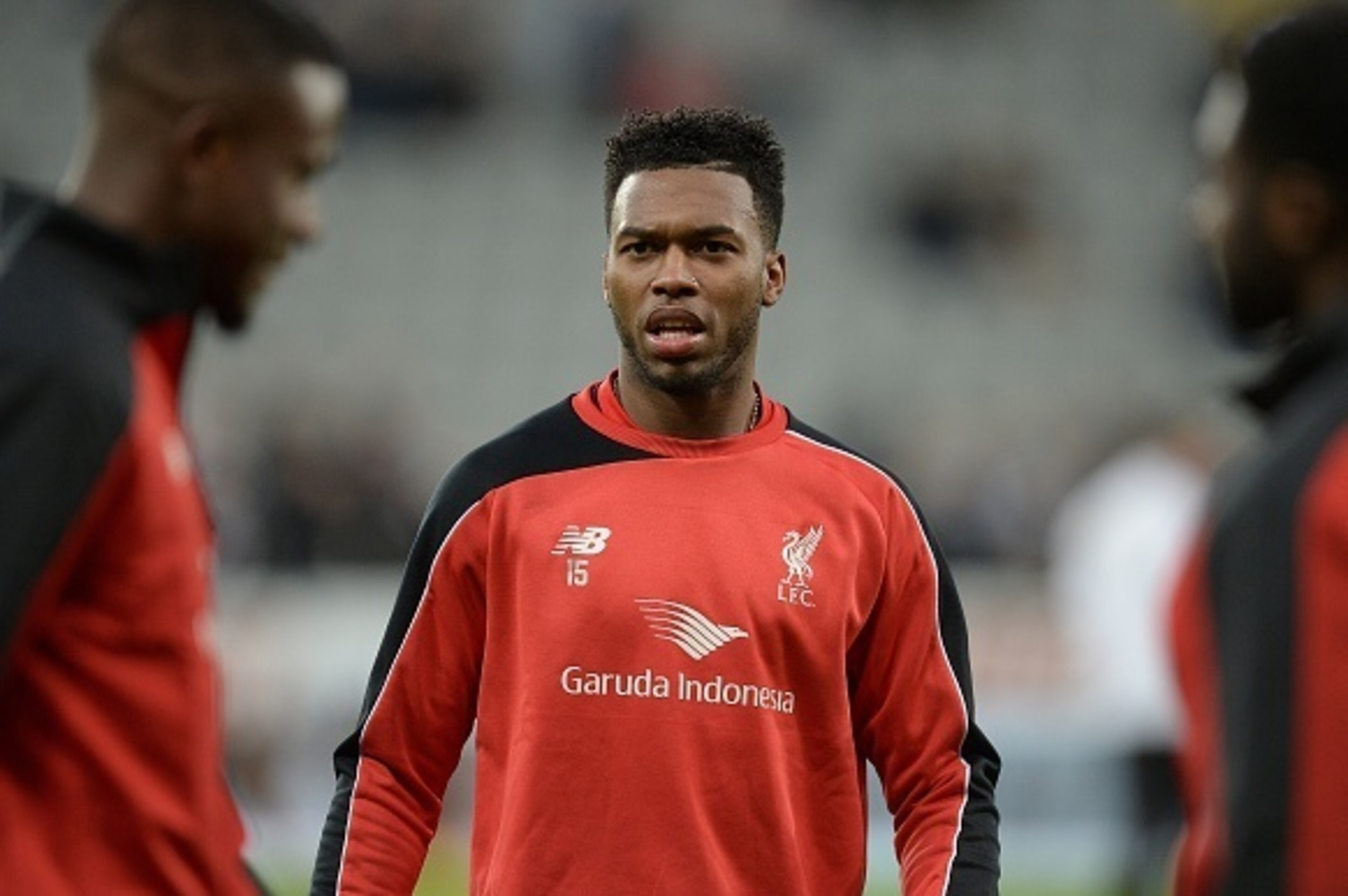 Liverpool's English striker Daniel Sturridge warms up ahead of the English Premier League football match between Newcastle United and Liverpool at St James' Park in Newcastle-upon-Tyne, north east England, on December 6, 2015.     AFP PHOTO / OLI SCARFF

