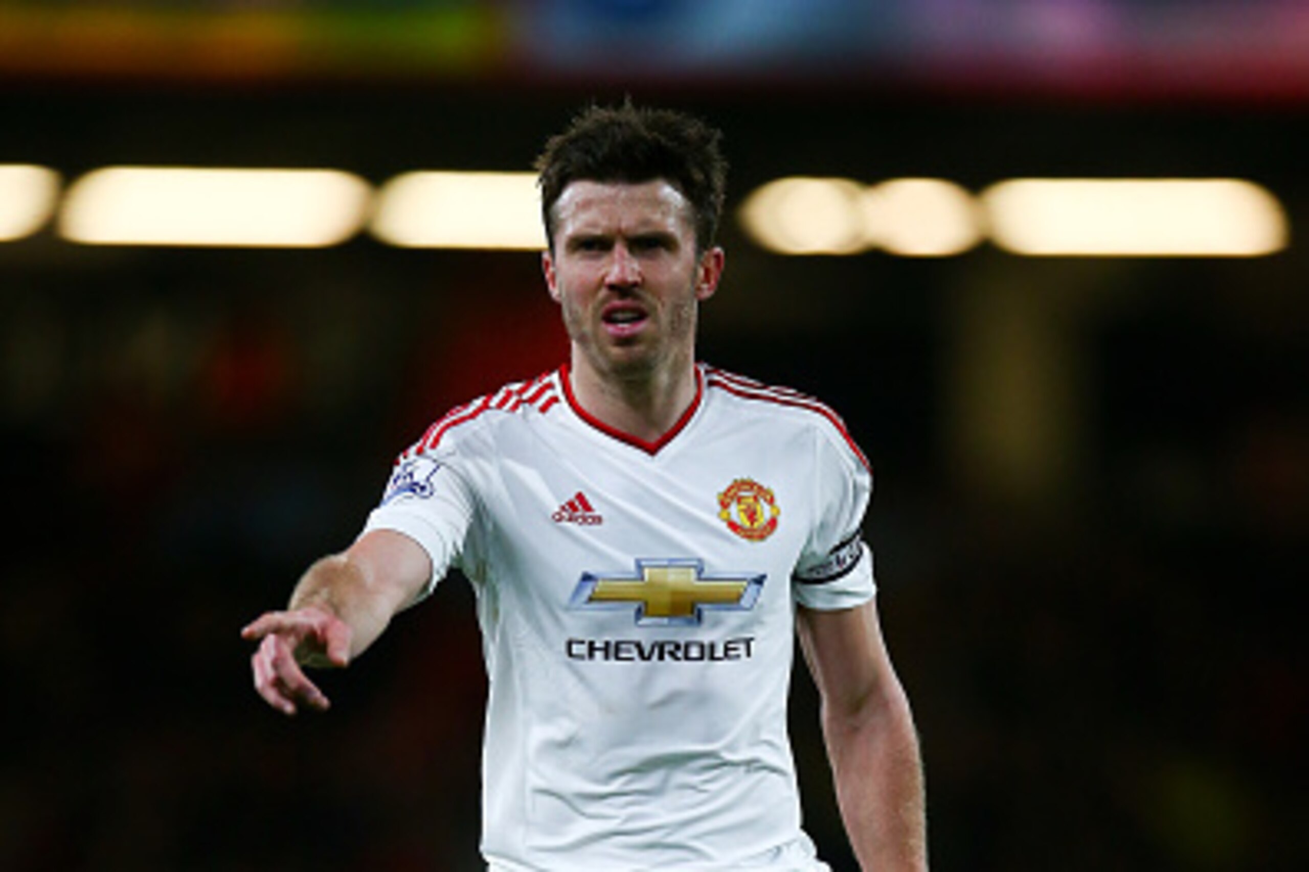 BOURNEMOUTH, ENGLAND - DECEMBER 12:  Michael Carrick of Manchester United gestures during the Barclays Premier League match between A.F.C. Bournemouth and Manchester United at the Vitality Stadium on December 12, 2015 in Bournemouth, United Kingdom.  (Pho