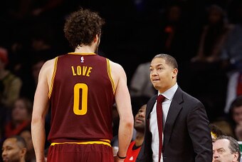 AUBURN HILLS, MI - JANUARY 29: Head coach Tyronn Lue of the Cleveland Cavaliers talks with Kevin Love #0 during the first half while playing the Detroit Pistons at the Palace of Auburn Hills on January 29, 2016 in Auburn Hills, Michigan. NOTE TO USER: Use