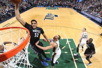 SALT LAKE CITY, UT - JANUARY 29: Karl-Anthony Towns #32 of the Minnesota Timberwolves dunks against the Utah Jazz on January 29, 2016 at vivint.SmartHome Arena in Salt Lake City, Utah. NOTE TO USER: User expressly acknowledges and agrees that, by download