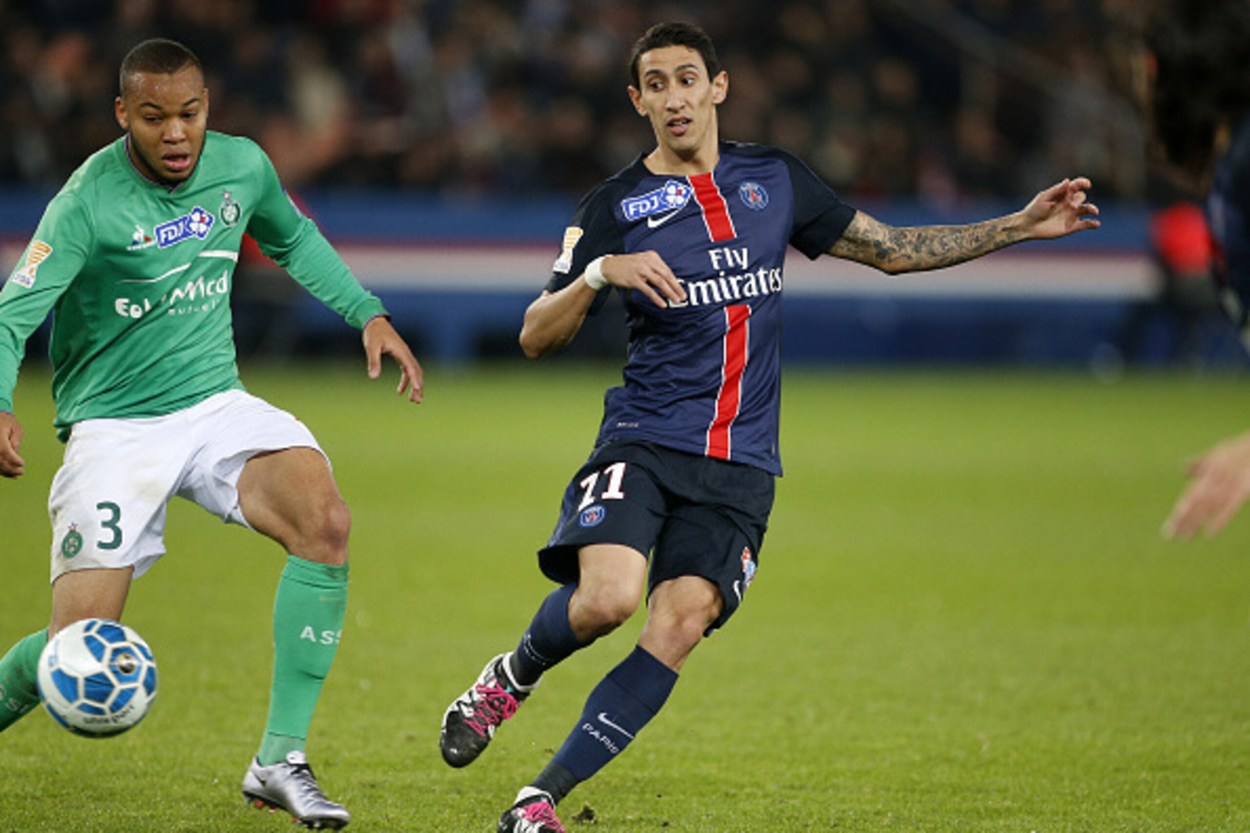PARIS, FRANCE - DECEMBER 16: Angel Di Maria of PSG in action during the French League Cup (Coupe de la Ligue) match between Paris Saint-Germain (PSG) and AS Saint-Etienne (ASSE) at Parc des Princes stadium on December 16, 2015 in Paris, France. (Photo by 