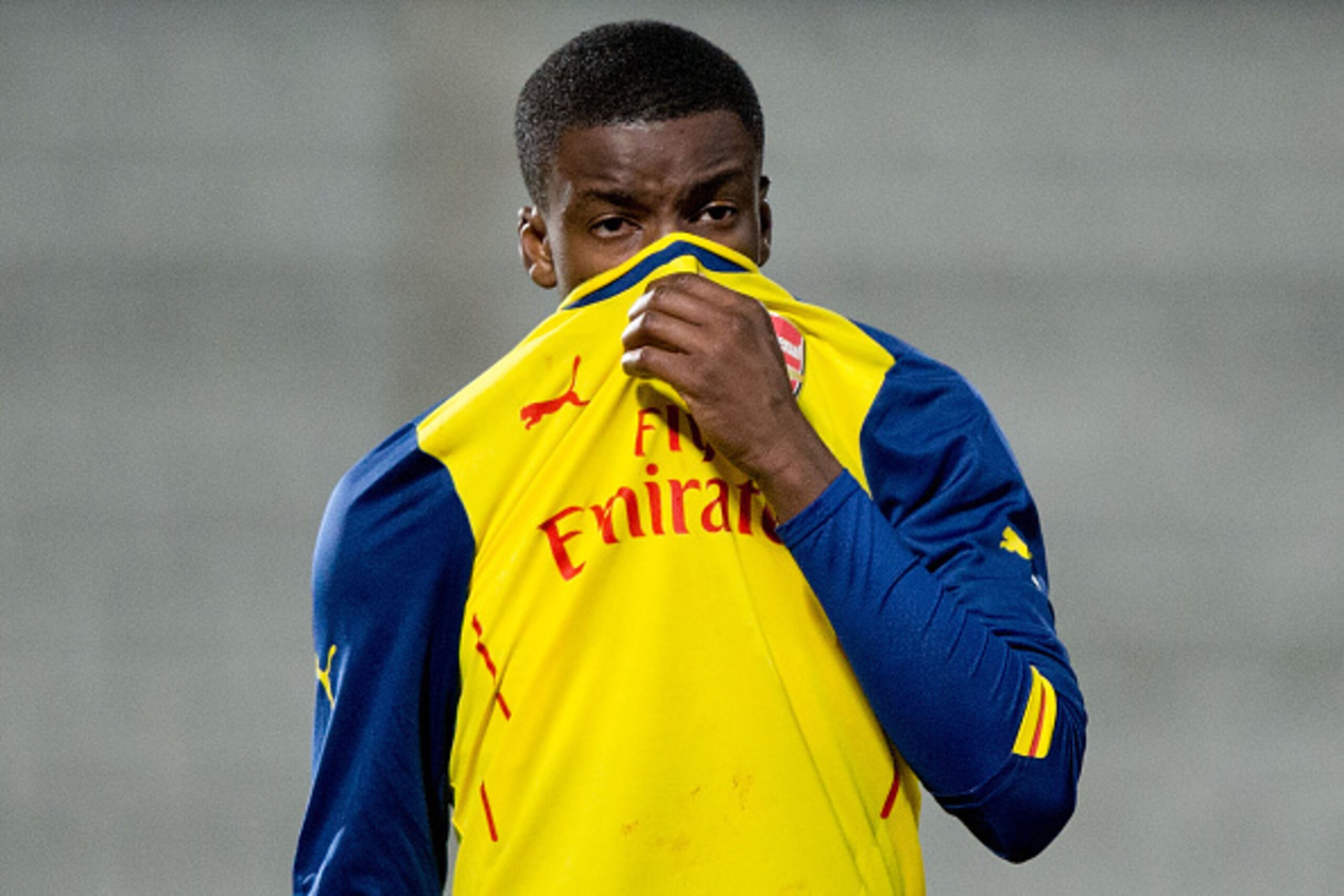 MAJADAHONDA, SPAIN - JANUARY 27: Stephy Mavididi of Arsenal reacts after losing the UEFA Youth League match between Atletico de Madrid and Arsenal at Atletico de Madrid Sport City on January 27, 2015 in Majadahonda, Spain.  (Photo by Gonzalo Arroyo Moreno