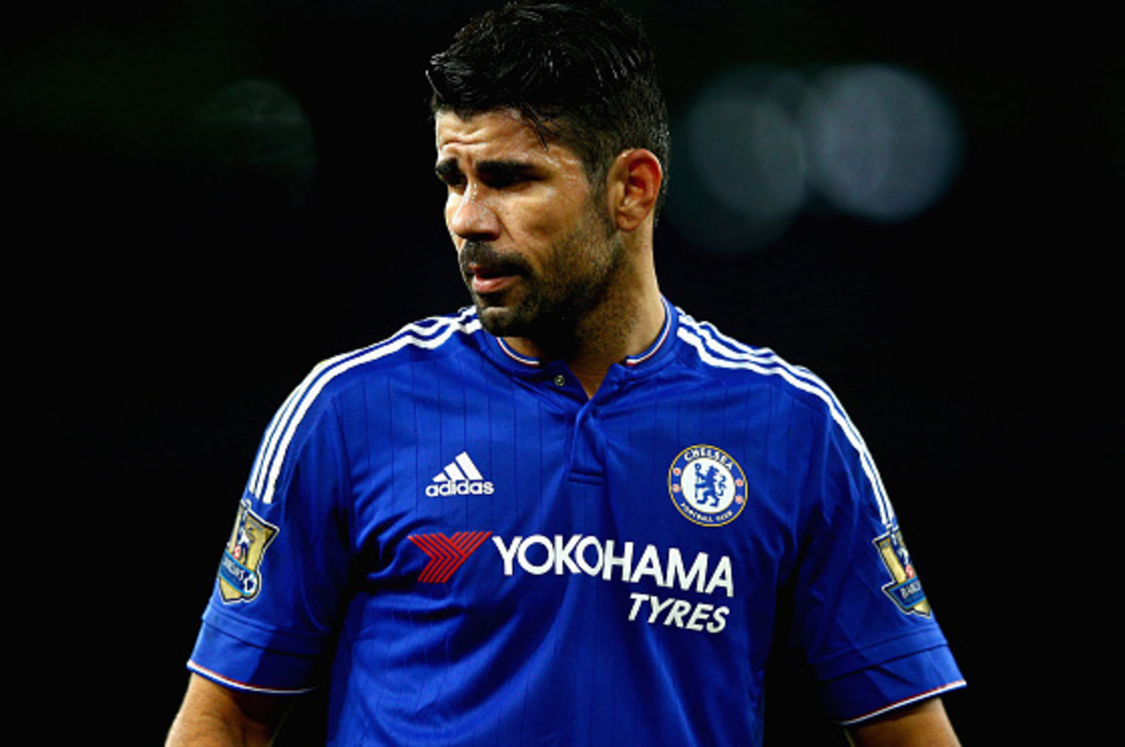 LONDON, ENGLAND - JANUARY 24:  Diego Costa of Chelsea looks on during the Barclays Premier League match between Arsenal and Chelsea at The Emirates Stadium on January 24, 2016 in London, England.  (Photo by Clive Mason/Getty Images)