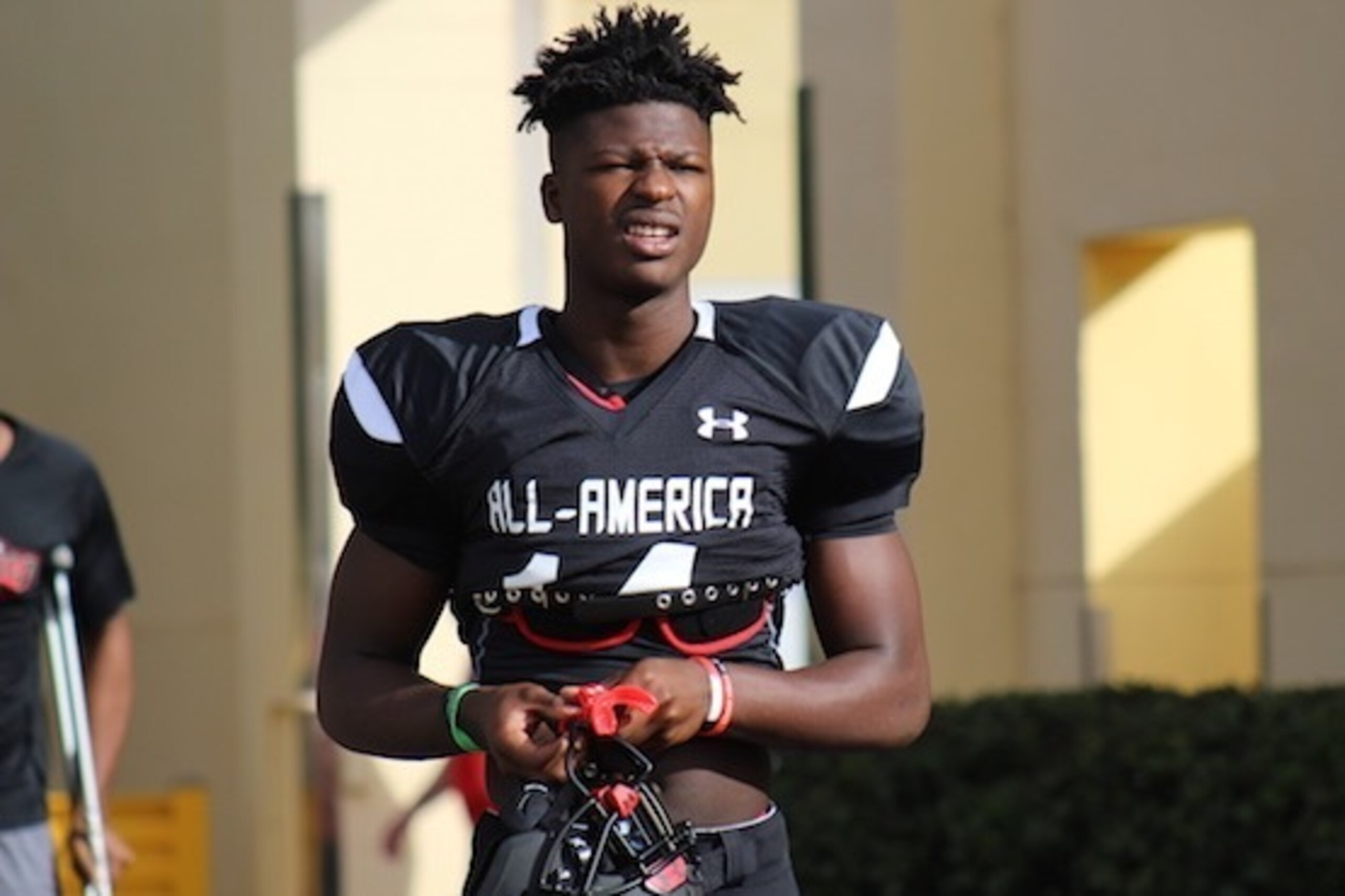 3-star CB Jayvaughn Myers