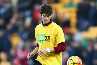NORWICH, ENGLAND - JANUARY 23:  Timm Klose of Norwich City warms up prior to the Barclays Premier League match between Norwich City and Liverpool at Carrow Road on January 23, 2016 in Norwich, England.  (Photo by Clive Mason/Getty Images)