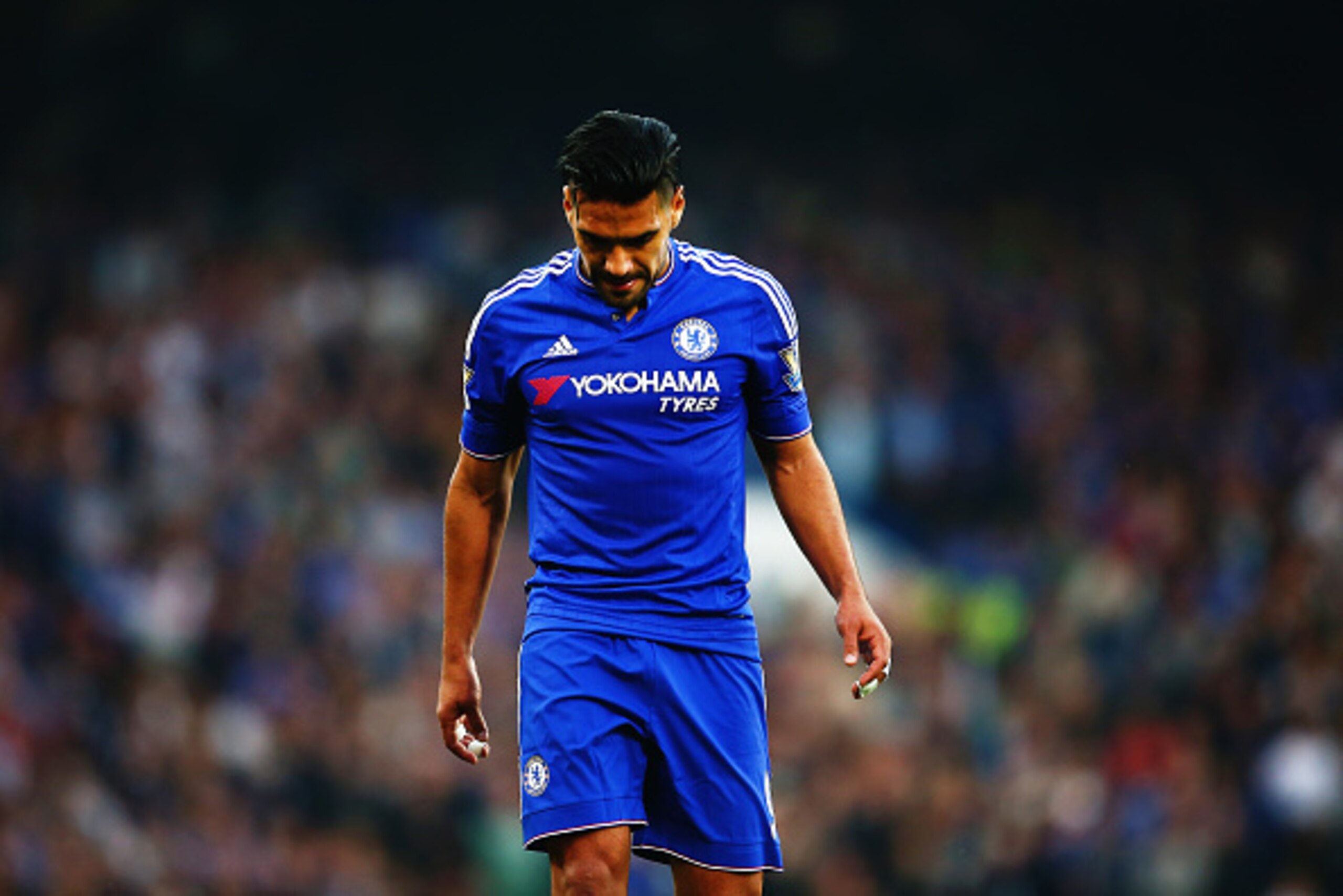 LONDON, ENGLAND - OCTOBER 03: Radamel Falcao Garcia of Chelsea reacts during the Barclays Premier League match between Chelsea and Southampton at Stamford Bridge on October 3, 2015 in London, United Kingdom. (Photo by Jordan Mansfield/Getty Images) LONDON, ENGLAND - OCTOBER 03: Radamel Falcao Garcia of Chelsea reacts during the Barclays Premier League match between Chelsea and Southampton at Stamford Bridge on October 3, 2015 in London, United Kingdom. (Photo by Jordan Mansfield/Getty Images)