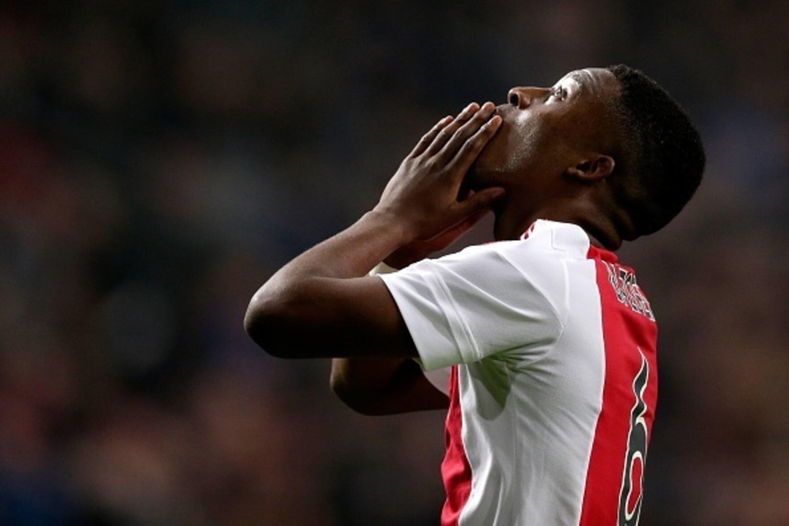 Riechedly Bazoer of Ajax during the Dutch Eredivisie match between Ajax Amsterdam and Heracles Almelo at the Amsterdam Arena on January 26, 2016 in Amsterdam, The Netherlands(Photo by VI Images via Getty Images)