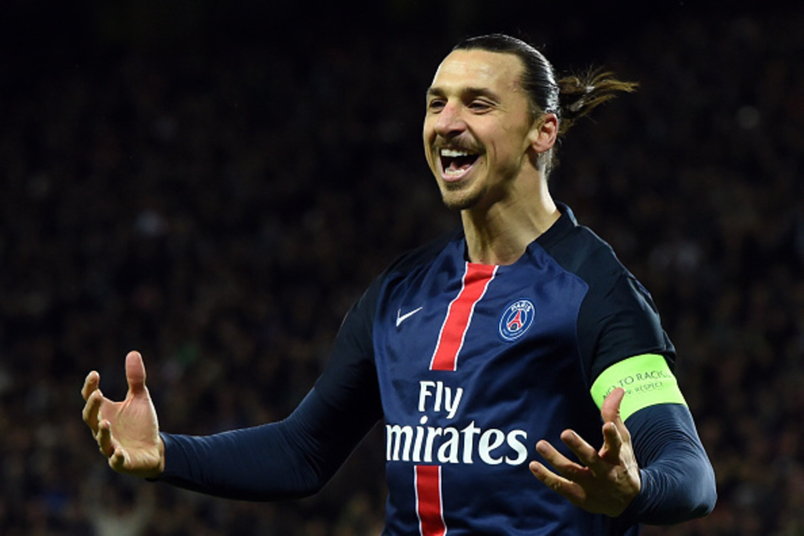 Paris Saint-Germain's Swedish forward Zlatan Ibrahimovic celebrates after scoring a goal during the Ligue1 football match between AS Saint-Etienne and Paris Saint-Germain, on January 31, 2016 at the Geoffroy Guichard stadium in Saint-Etienne, central Fran