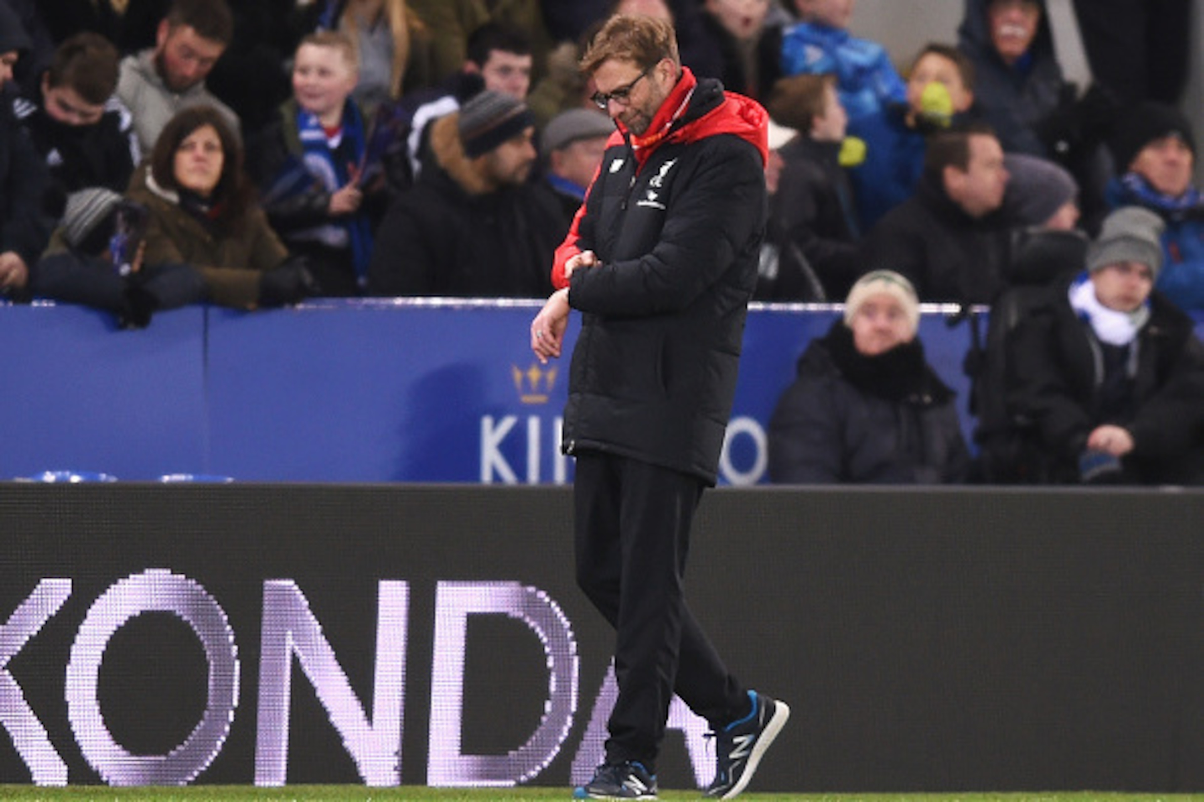LEICESTER, ENGLAND - FEBRUARY 02:  Jurgen Klopp, manager of Liverpool looks on during the Barclays Premier League match between Leicester City and Liverpool at The King Power Stadium on February 2, 2016 in Leicester, England.  (Photo by Michael Regan/Gett