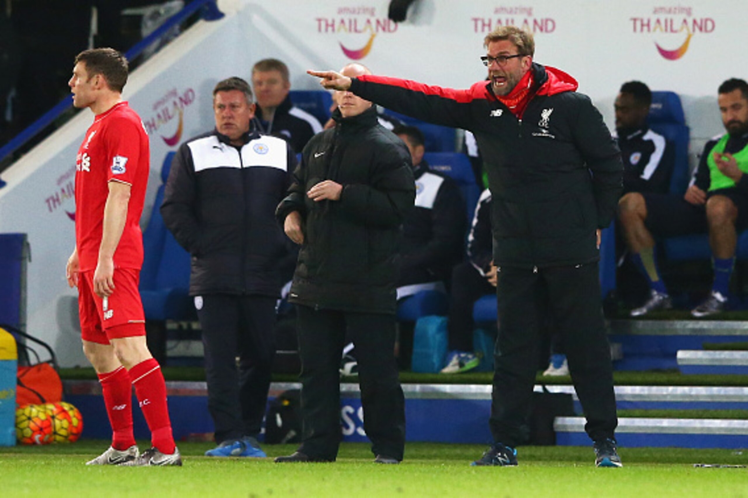 LEICESTER, ENGLAND - FEBRUARY 02: Jurgen Klopp, manager of Liverpool gestures during the Barclays Premier League match between Leicester City and Liverpool at The King Power Stadium on February 2, 2016 in Leicester, England.  (Photo by Matthew Lewis/Getty