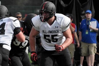 OT Landon Dickerson
