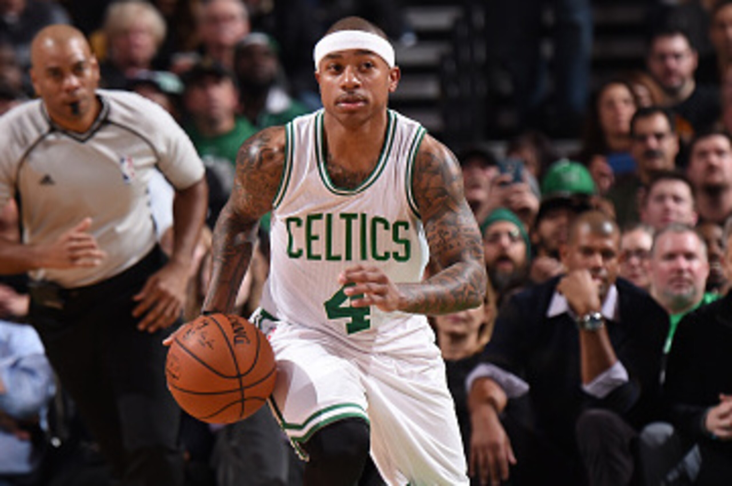 BOSTON, MA - FEBRUARY 3:  Isaiah Thomas #4 of the Boston Celtics handles the ball against the Detroit Pistonson February 3, 2016 at the TD Garden in Boston, Massachusetts.  NOTE TO USER: User expressly acknowledges and agrees that, by downloading and or u