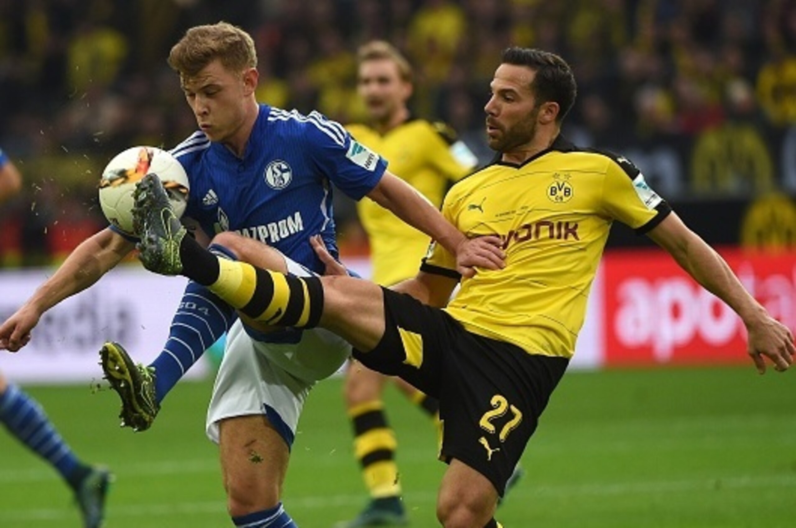 Schalke's midfielder Max Meyer (L) and Dortmund's midfielder Gonzalo Castro (R) vie for the ball during the German first division football Bundesliga match Borussia Dortmund vs FC Schalke 04 on November 8, 2015, 2015 in Dortmund, western Germany.
AFP PHO Schalke's midfielder Max Meyer (L) and Dortmund's midfielder Gonzalo Castro (R) vie for the ball during the German first division football Bundesliga match Borussia Dortmund vs FC Schalke 04 on November 8, 2015, 2015 in Dortmund, western Germany.
AFP PHO