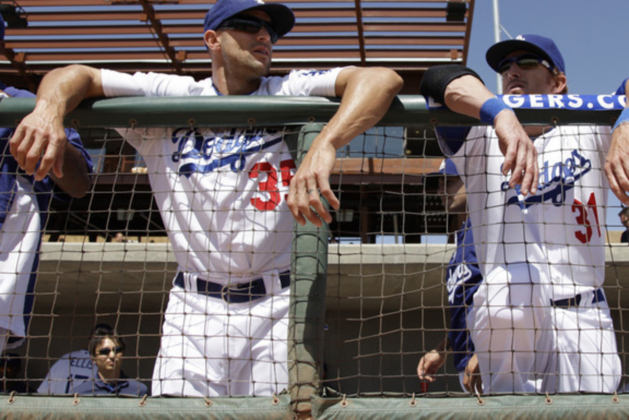 Gabe Kapler (left) Gabe Kapler (left)