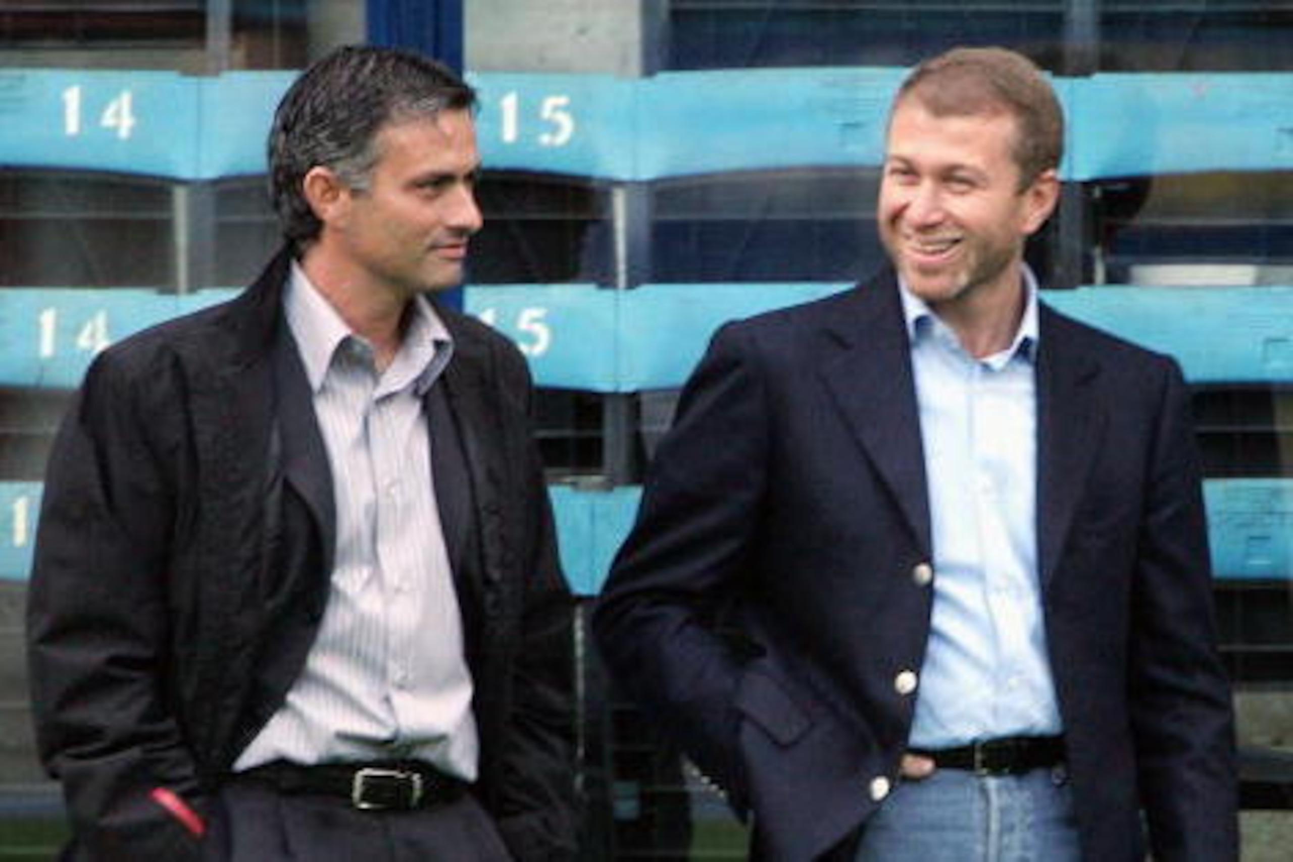 LONDON - AUGUST 24: Manager of Chelsea, Jose Mourinho, (L) talks with Chelsea owner Roman Abramovich  before the Barclays Premiership match between Crystal Palace and Chelsea at Selhurst Park on August 24, 2004 in London.  (Photo by Phil Cole/Getty Images