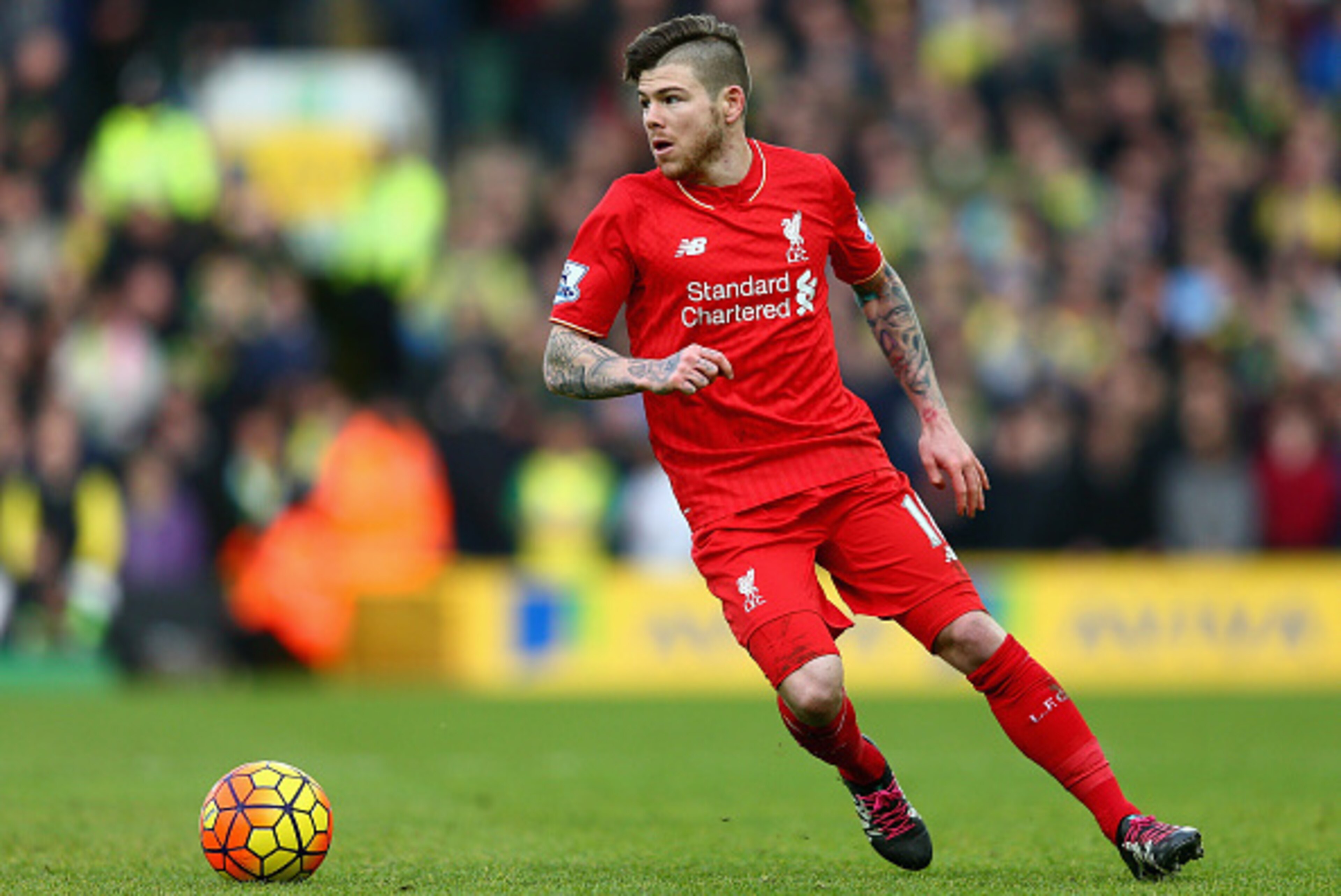 NORWICH, ENGLAND - JANUARY 23:  Alberto Moreno of Liverpool in action during the Barclays Premier League match between Norwich City and Liverpool at Carrow Road on January 23, 2016 in Norwich, England.  (Photo by Clive Mason/Getty Images)