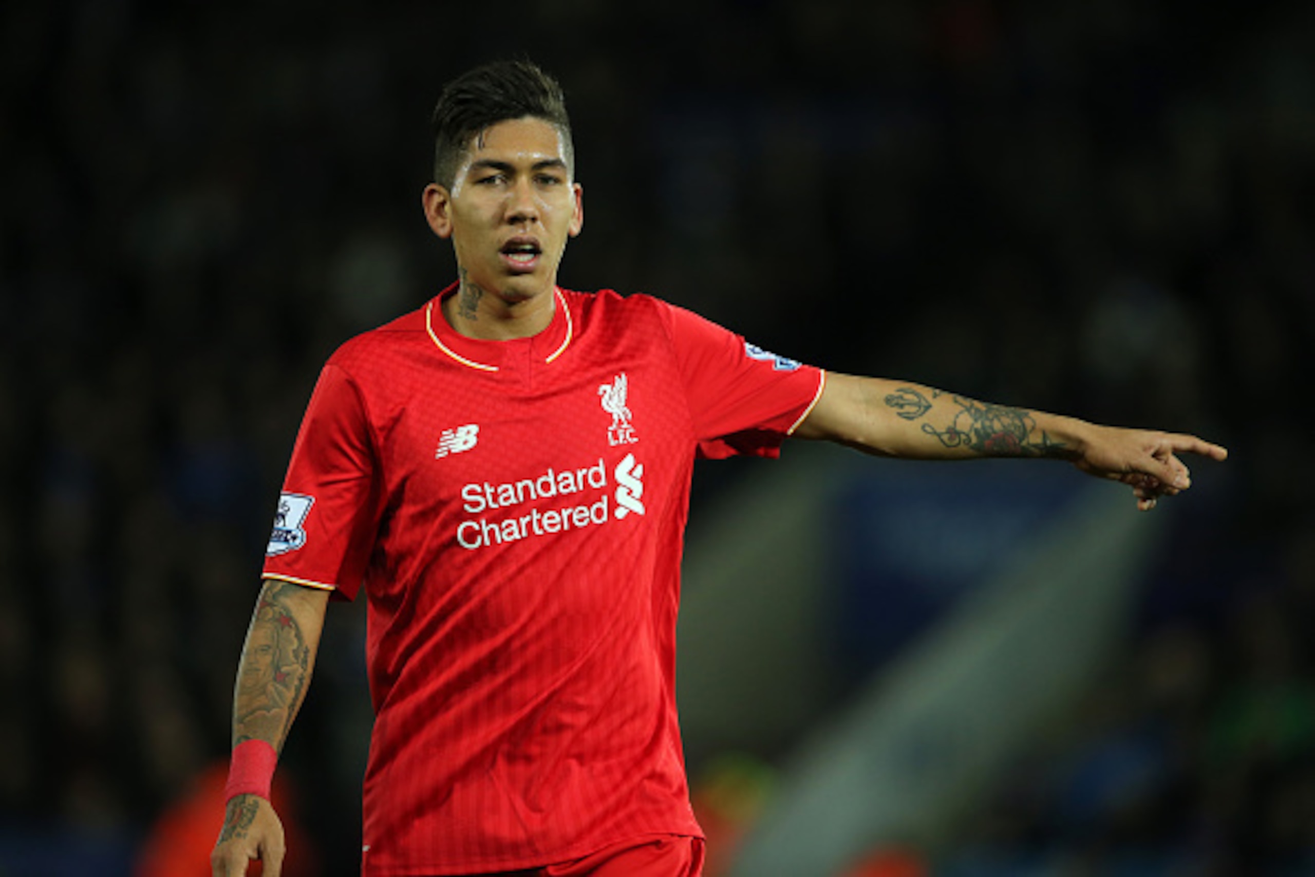 LEICESTER, ENGLAND - FEBRUARY 02:  Roberto Firmino of Liverpool during the Barclays Premier League match between Leicester City and Liverpool at the King Power Stadium on February, 2016 in Leicester, England.  (Photo by Matthew Ashton - AMA/Getty Images)
