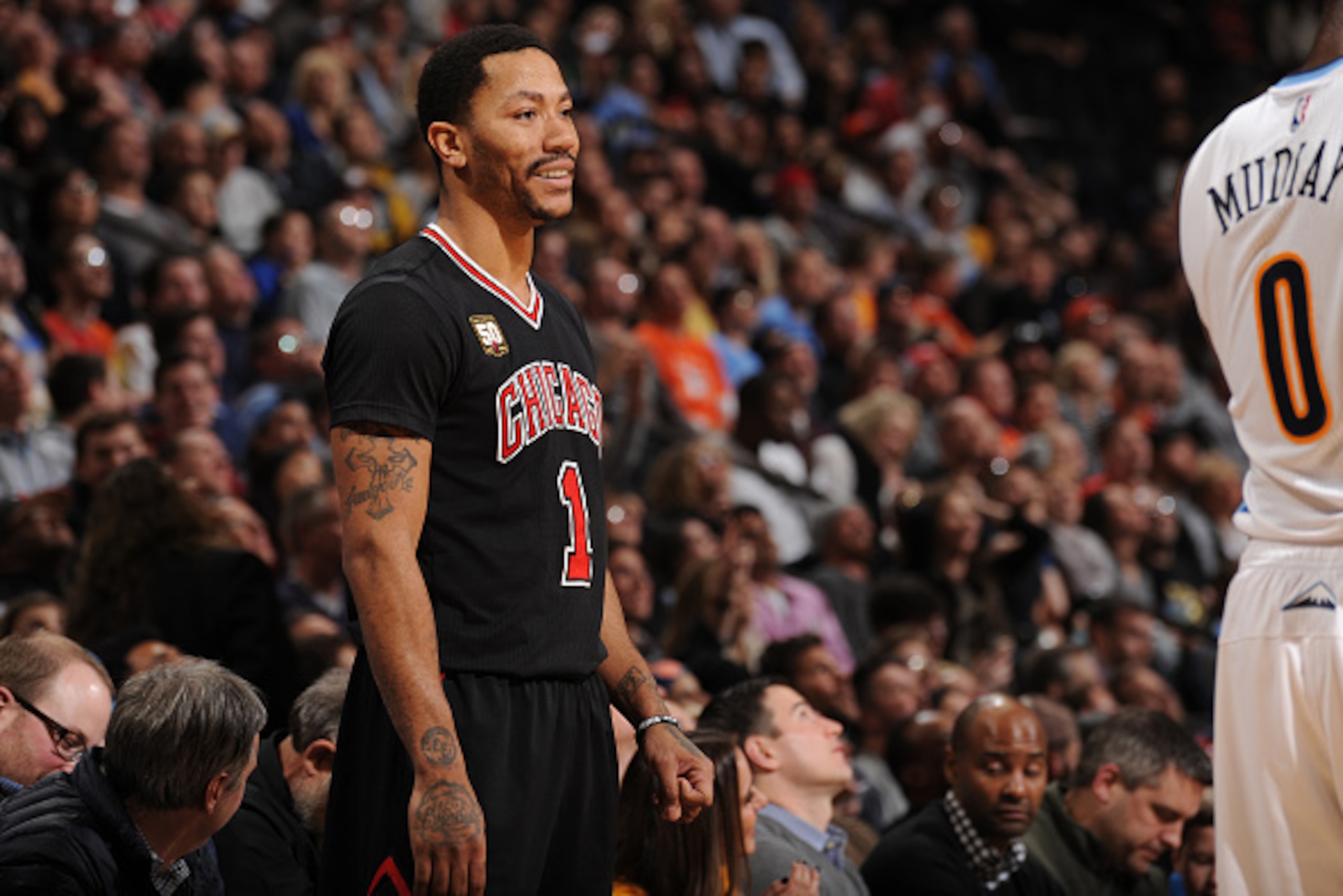 DENVER, CO - FEBRUARY 5:  Derrick Rose #1 of the Chicago Bulls during the game against the Denver Nuggets on February 5, 2016 at the Pepsi Center in Denver, Colorado. NOTE TO USER: User expressly acknowledges and agrees that, by downloading and/or using t