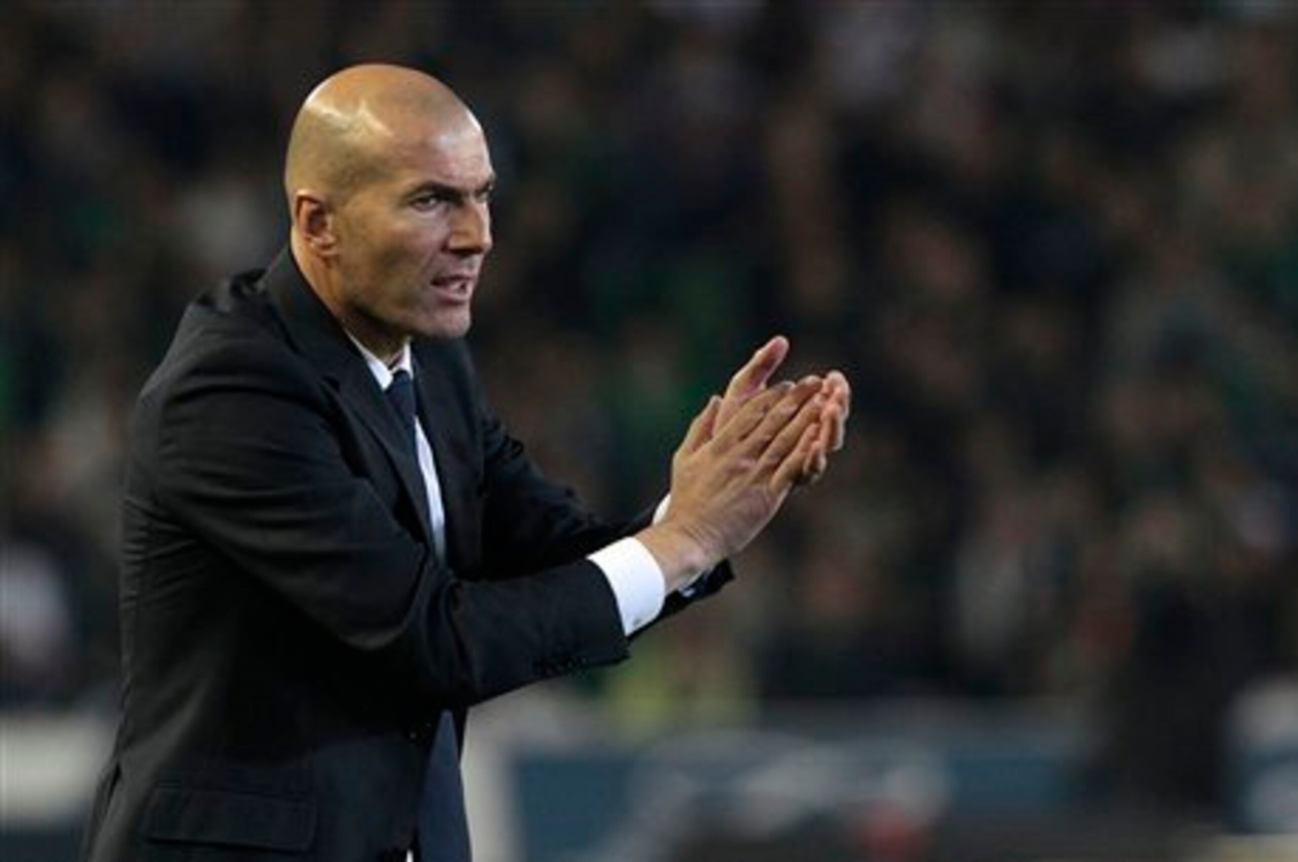 Madrid gaffer Zidane is a big fan of Hazard.